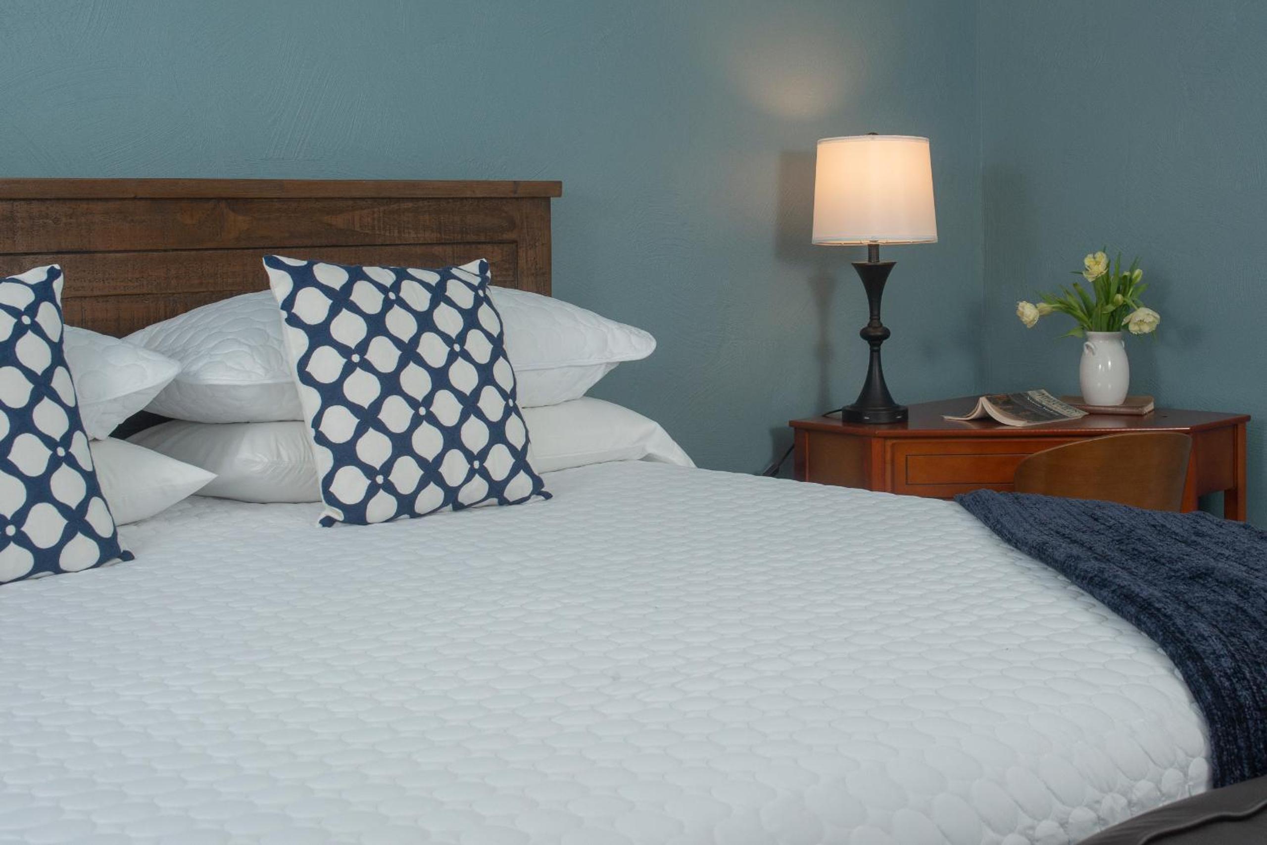 The Lodge at Moosehead Lake - Image 2