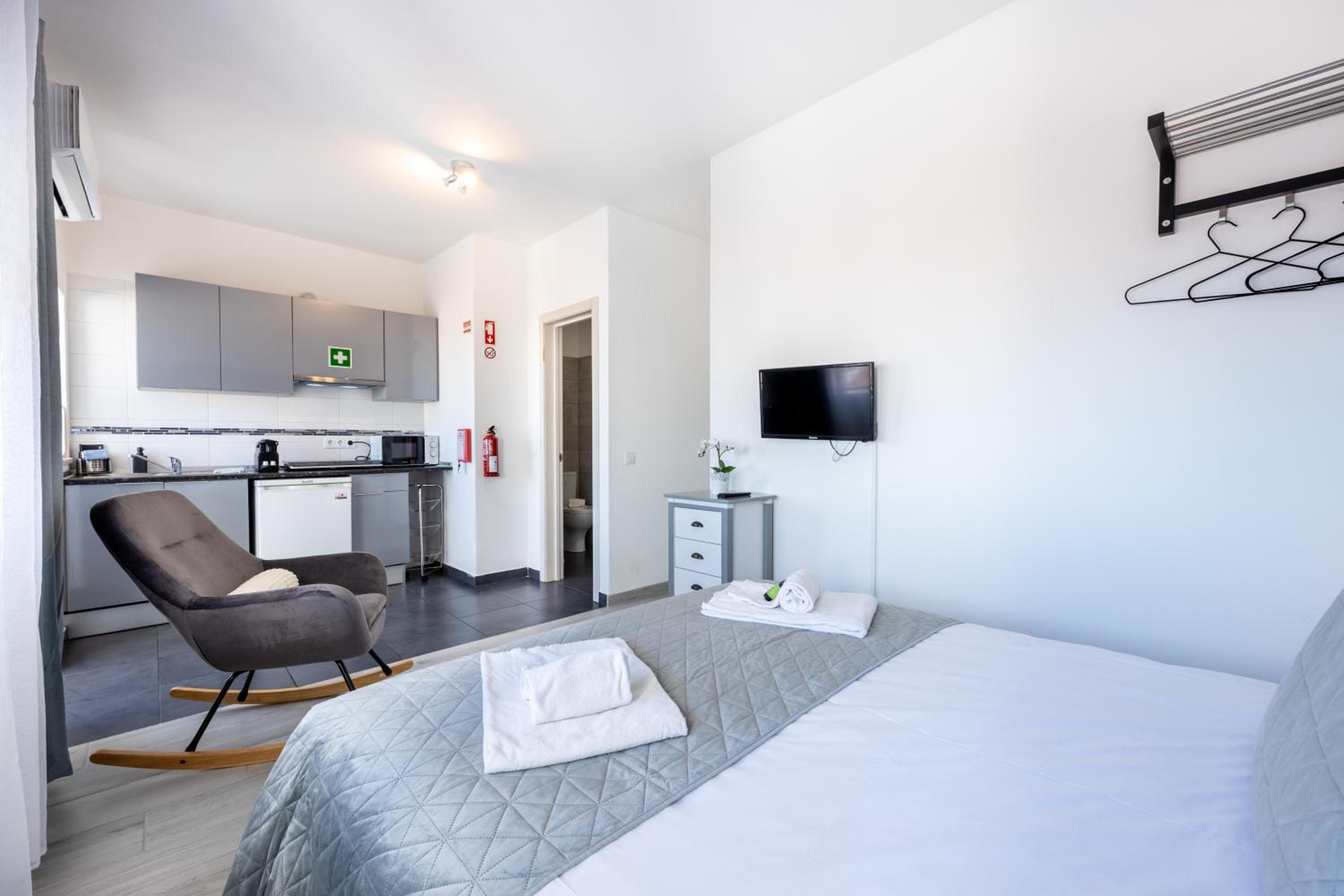 Stay on Top Apartments view 4