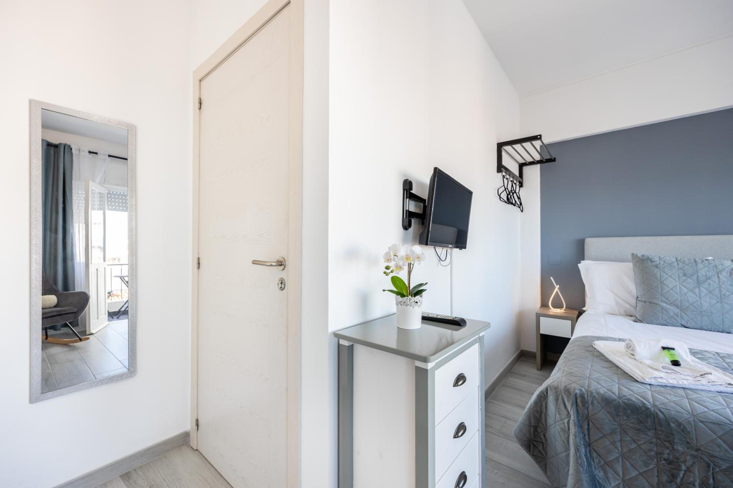 Stay on Top Apartments view 2