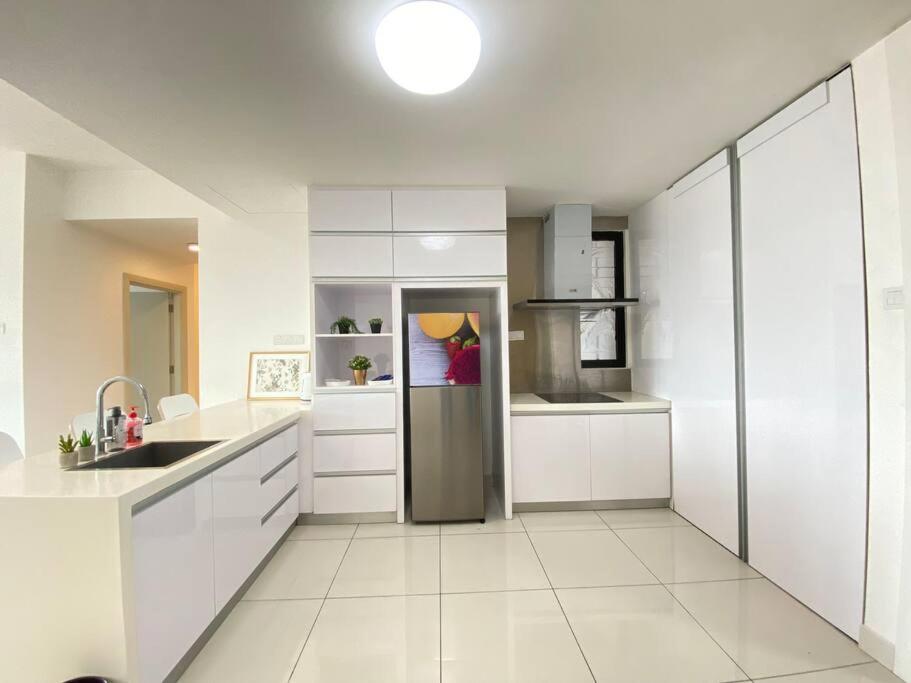 Southkey Mosaic 2 Bedroom Netflix 5-7 Pax Stylish Suite