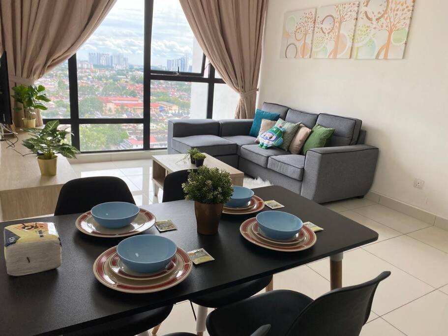 Southkey Mosaic 2 Bedroom Netflix 5-7 Pax Stylish Suite