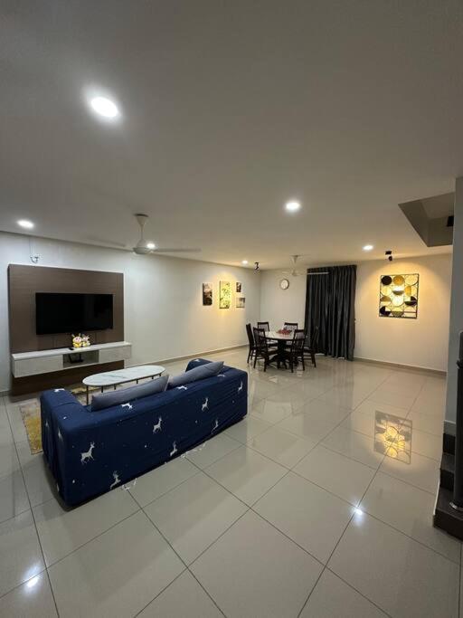 Ulike~home stay~Setia residen~4room photo 3