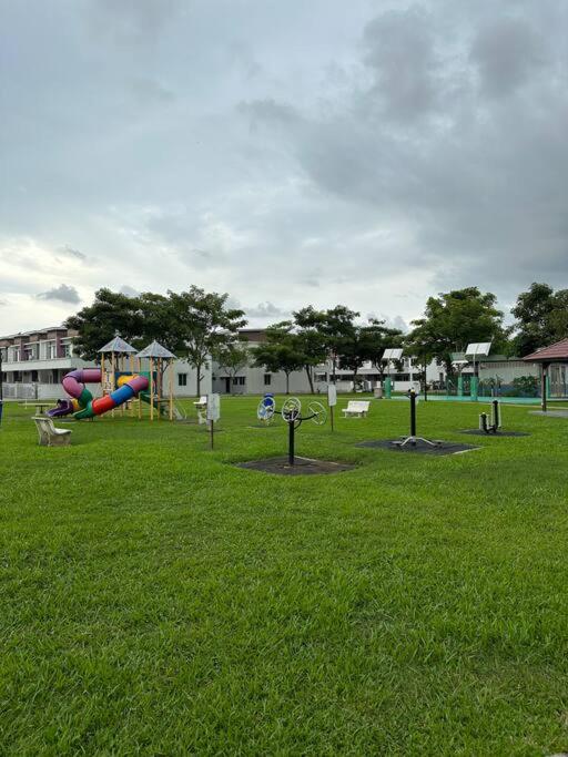 Ulike~home stay~Setia residen~4room