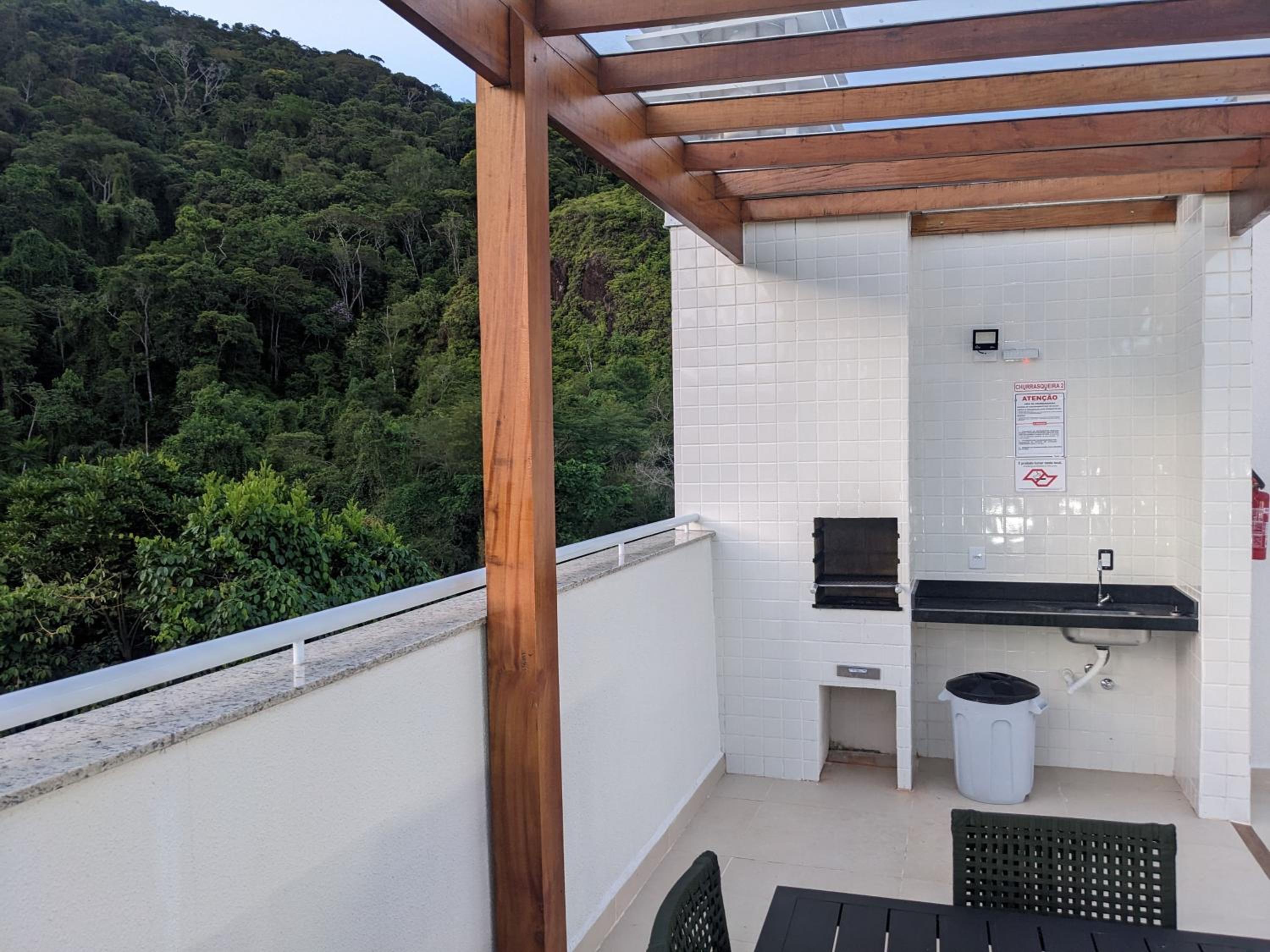 Apartamento VIP Toninhas Lumiere