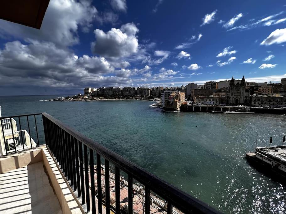 Seafront Meridionale 2Bedroom Apartment photo 5