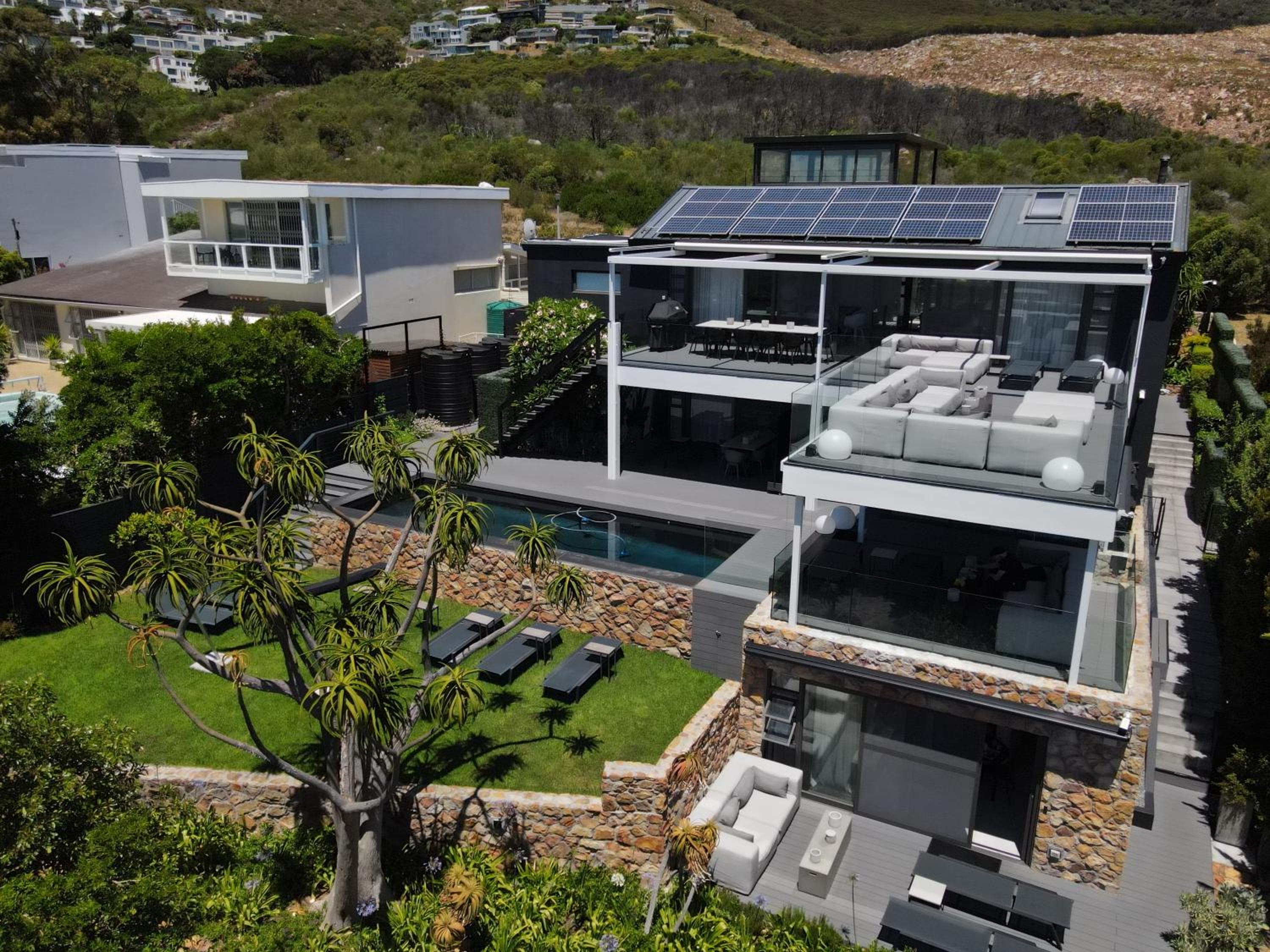 PREMIUM CAPE Camps Bay Lodge