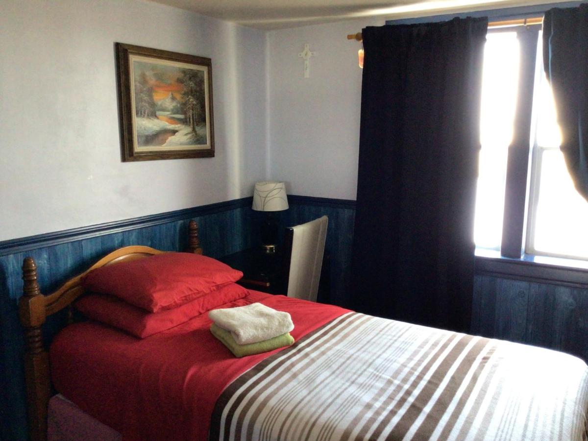 Nisku Guest House