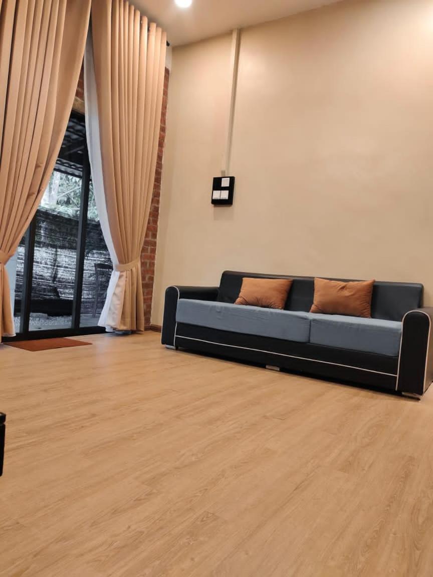 Chalet Kampung Yan (OFFICIAL)