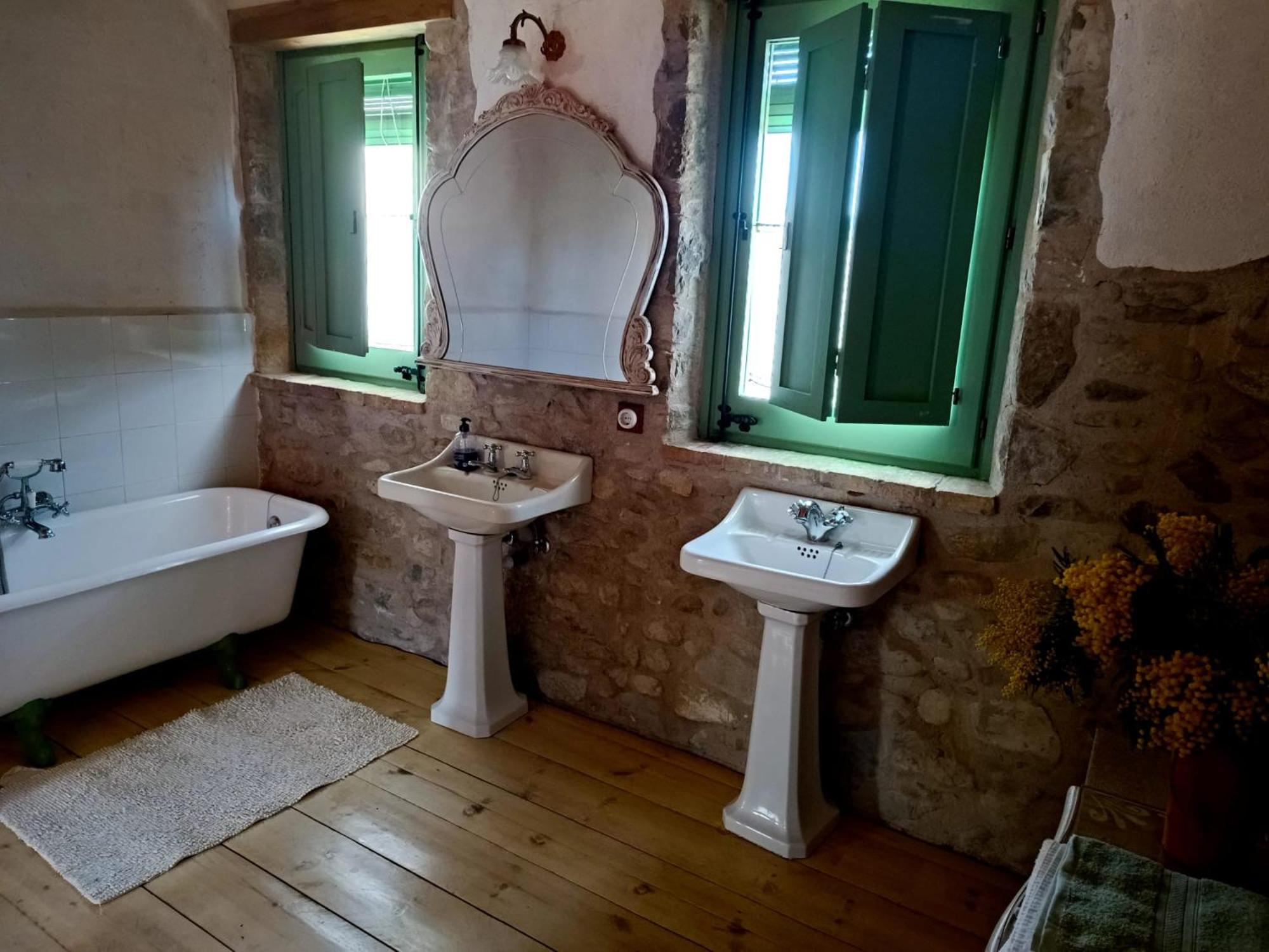 Vivalidays Casa Rural Anna Mieres Gerona