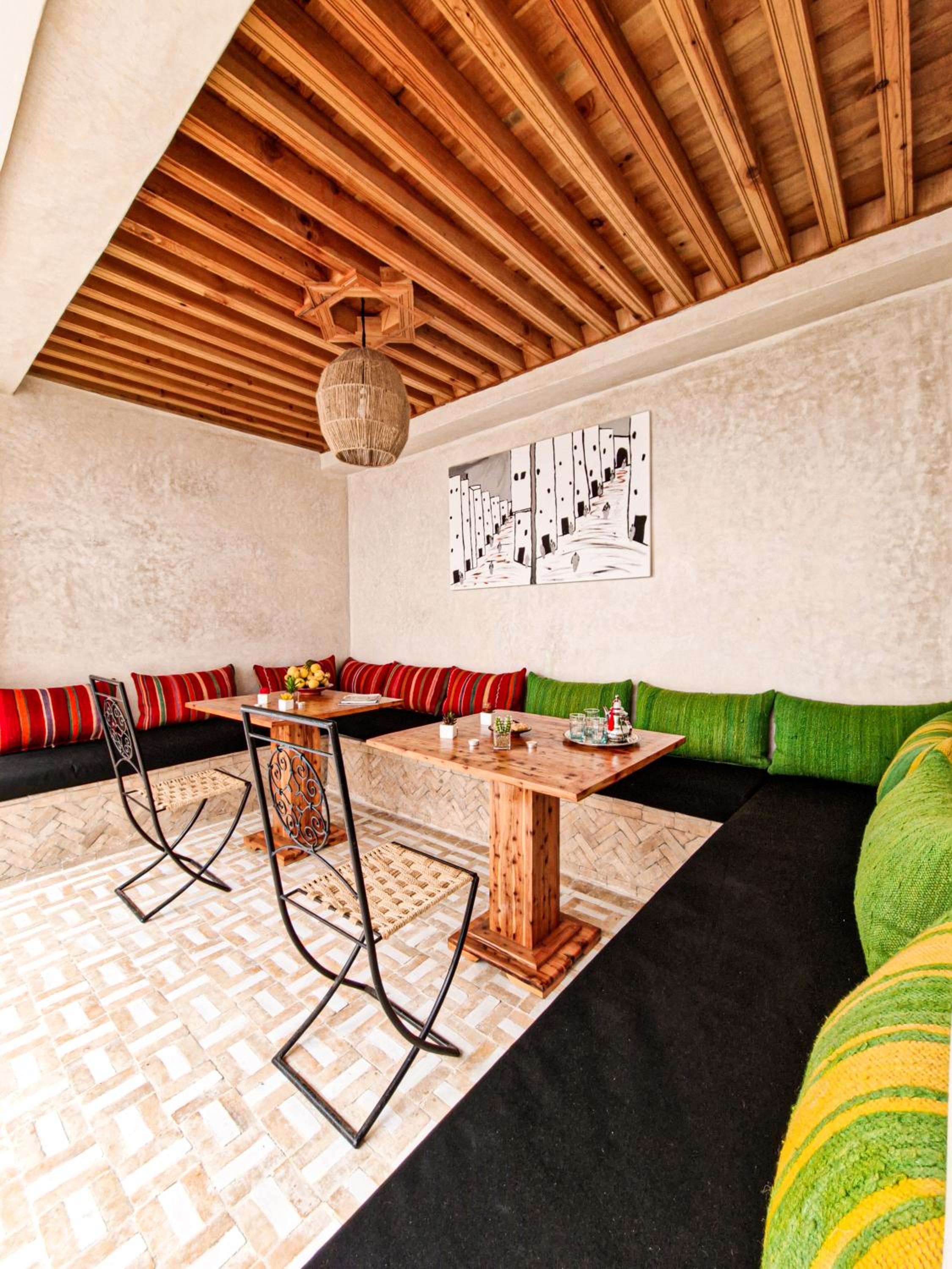 lounge
