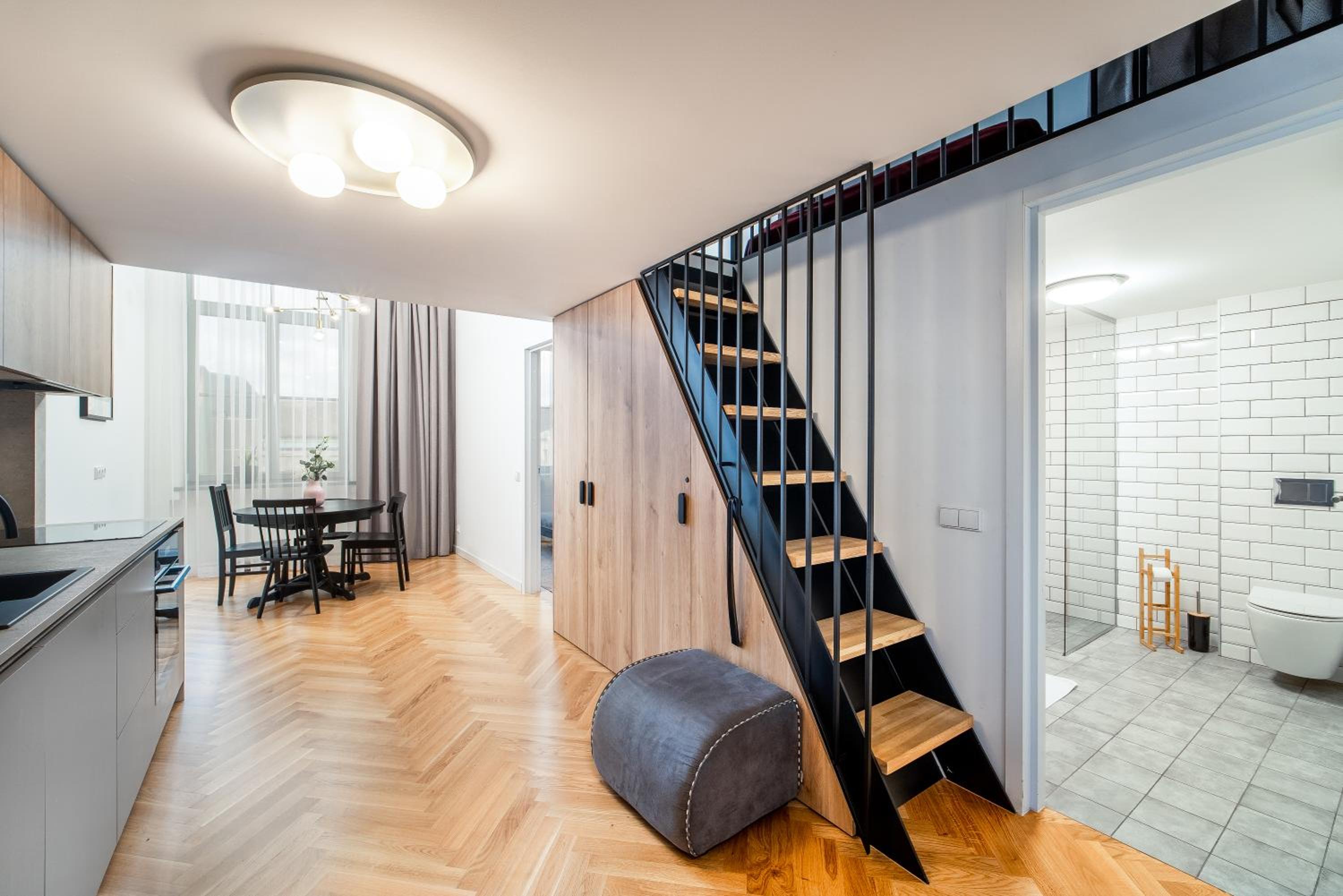 Owl Jazz Apartments - luxury apartments in the heart of the city view 3