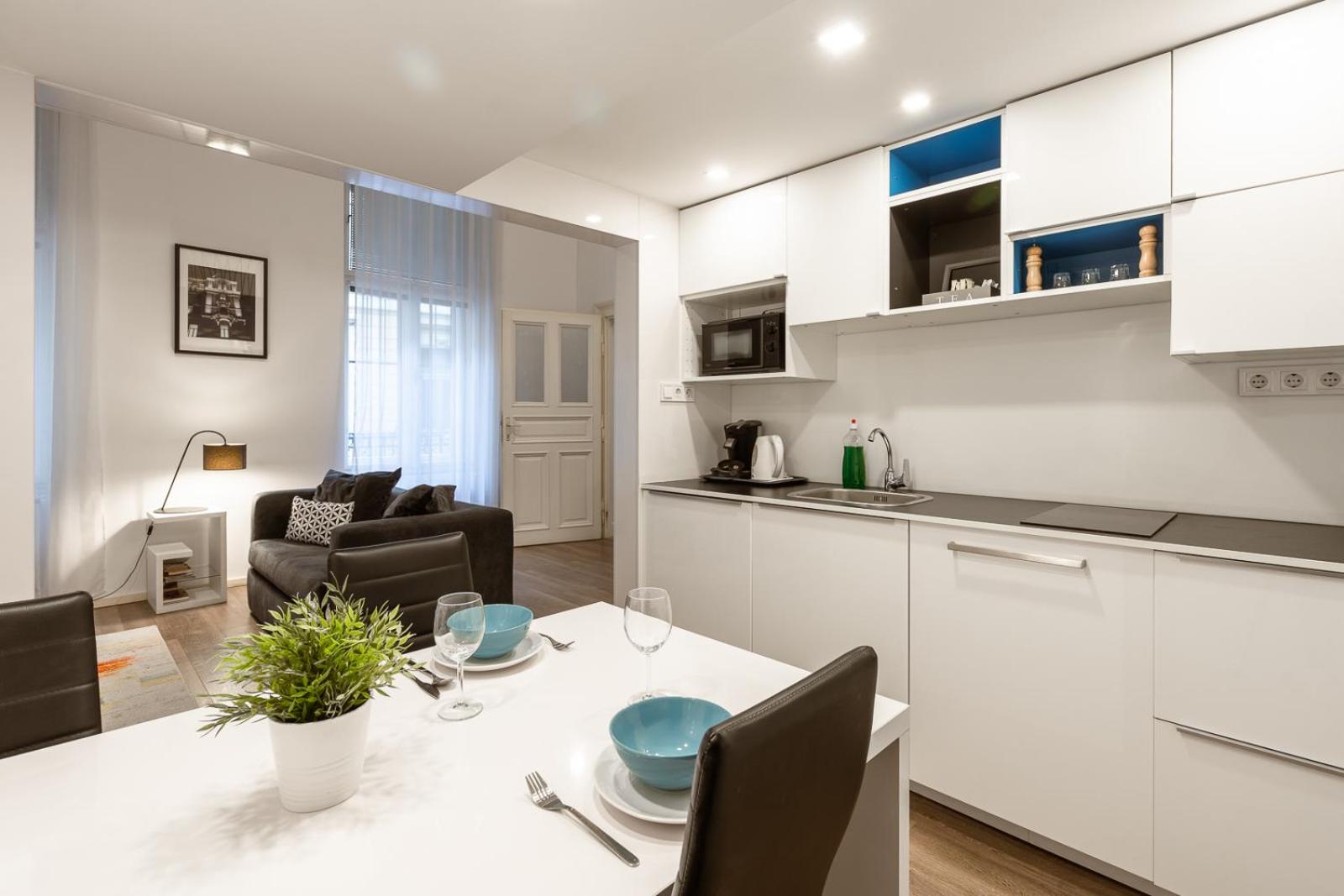 Modern Stylish Loft next to New York Palace view 5