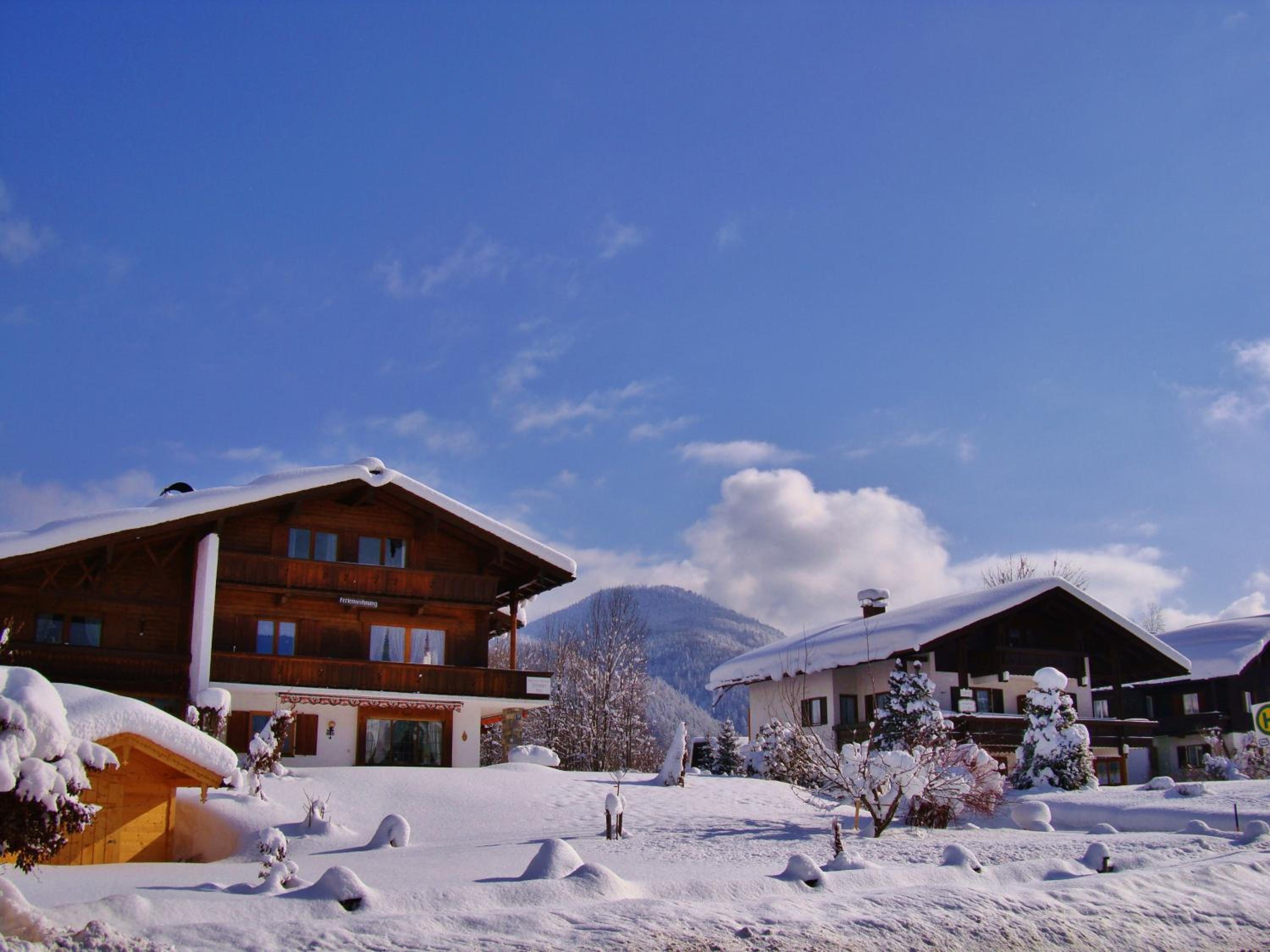 Gästehäuser Schwemmbauer view 2