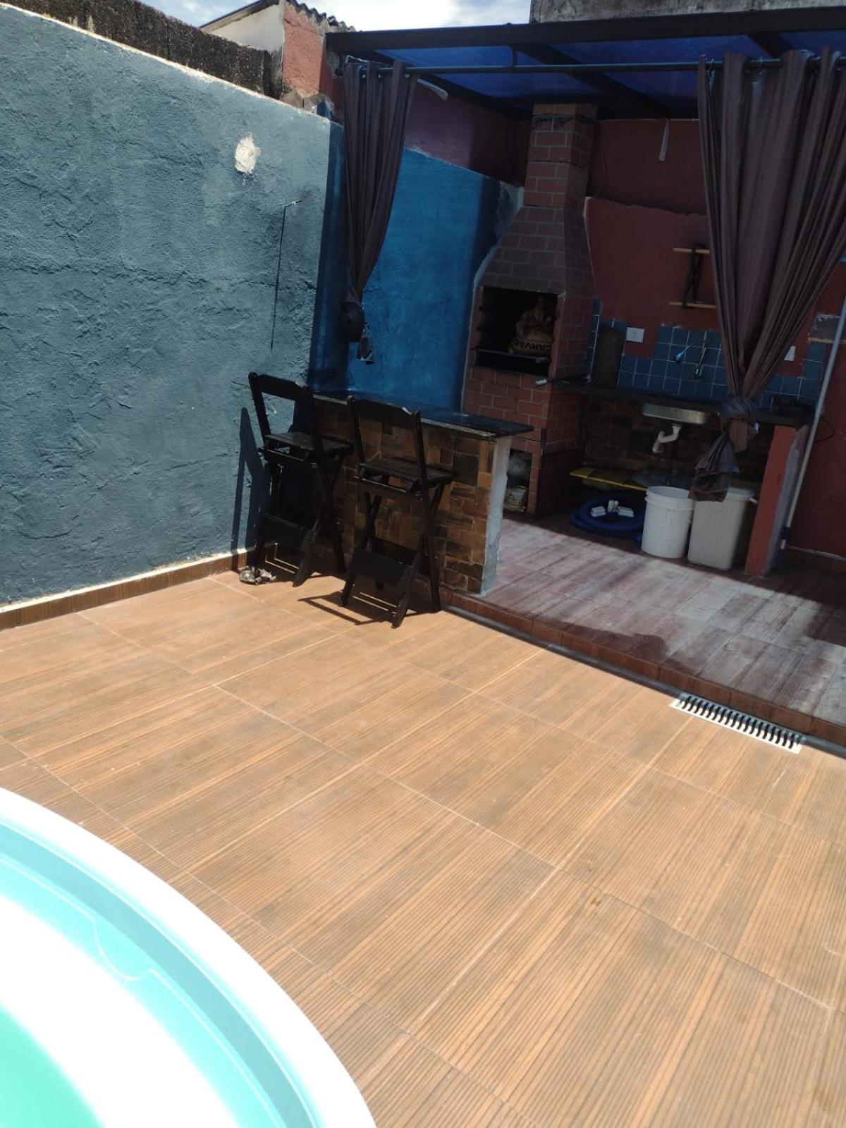 Casa em Peruibe 3 dormitórios sendo 1 suite Pe na Areia
