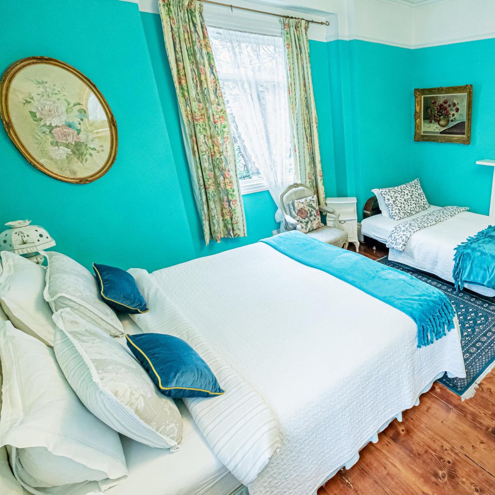 Dawson Place, Juliette's Bed and Breakfast