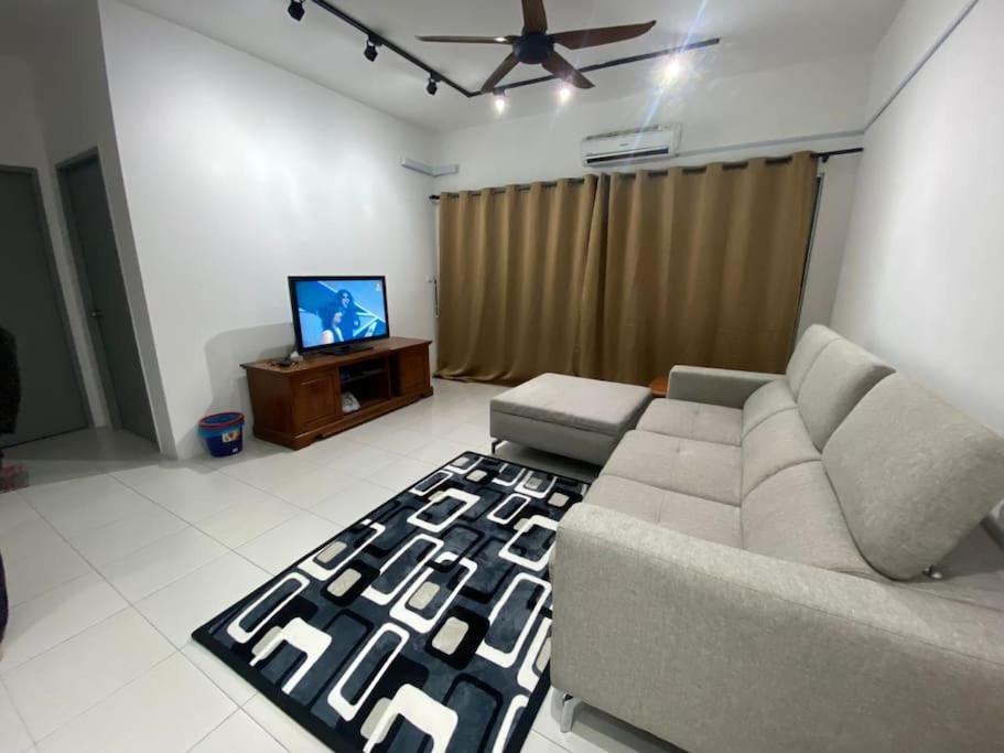 residensi condominium, taman melati, danau kota, gombak