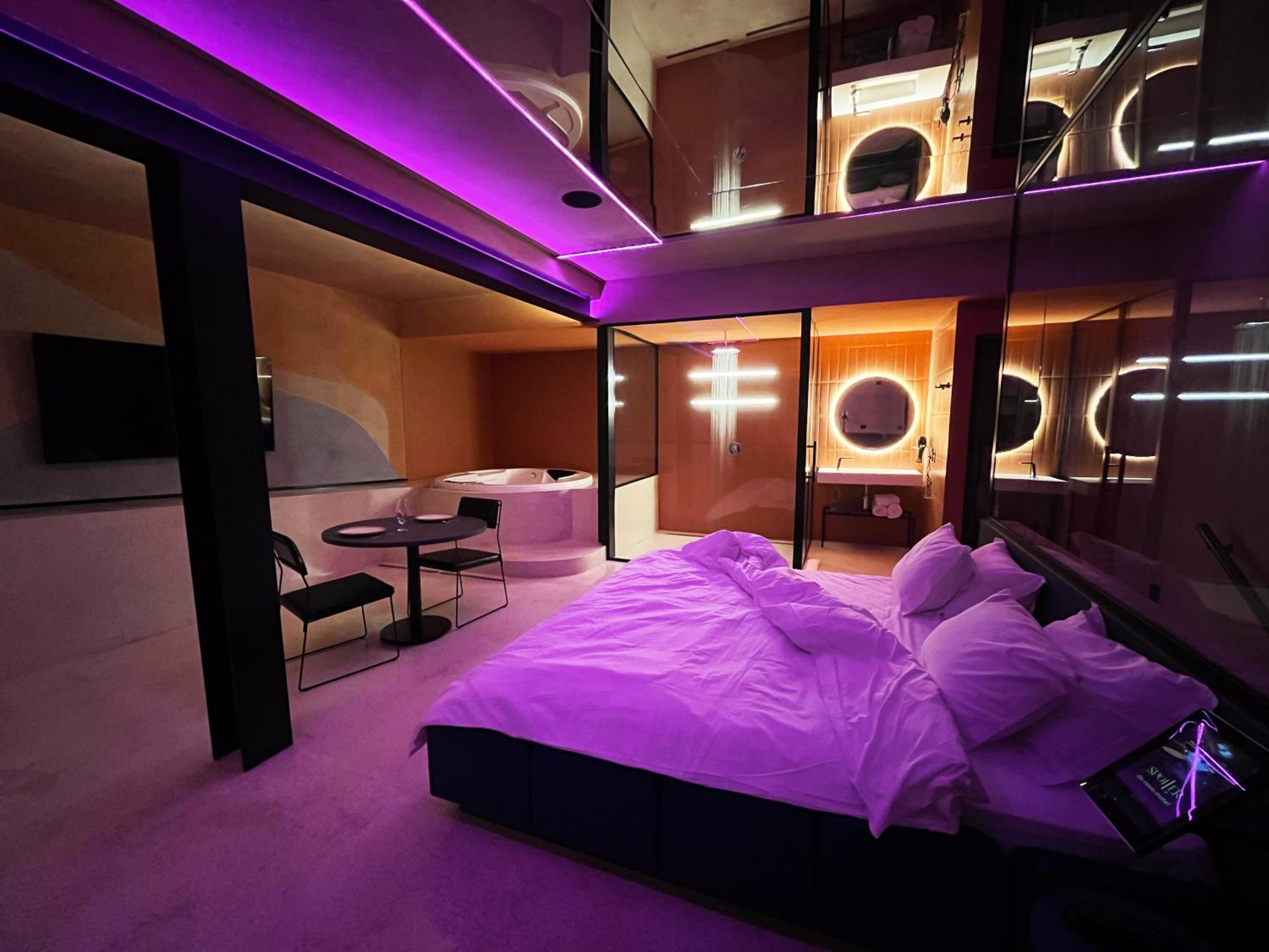 hotel room