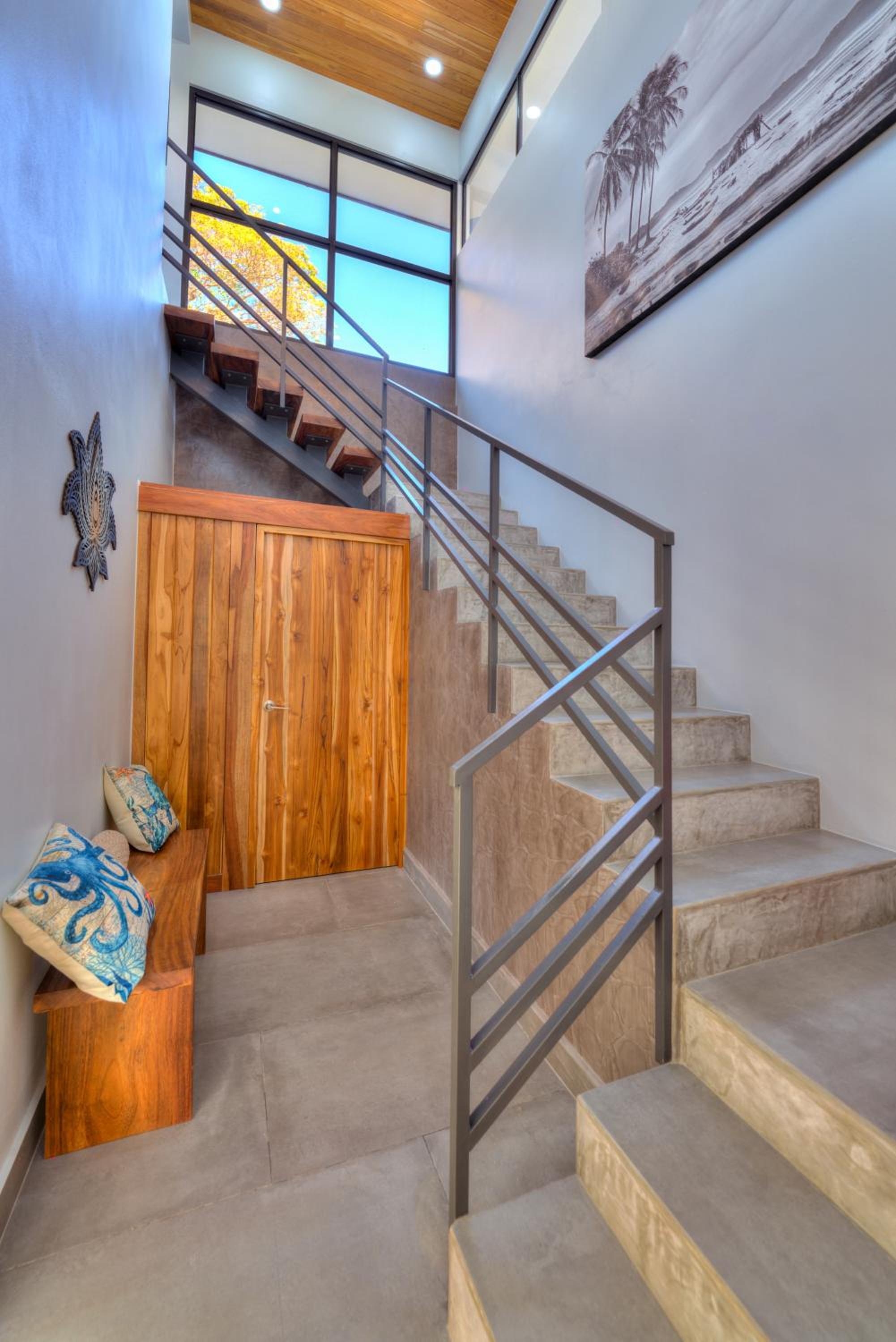 Casa Ojos Azules, Nosara. New Listing