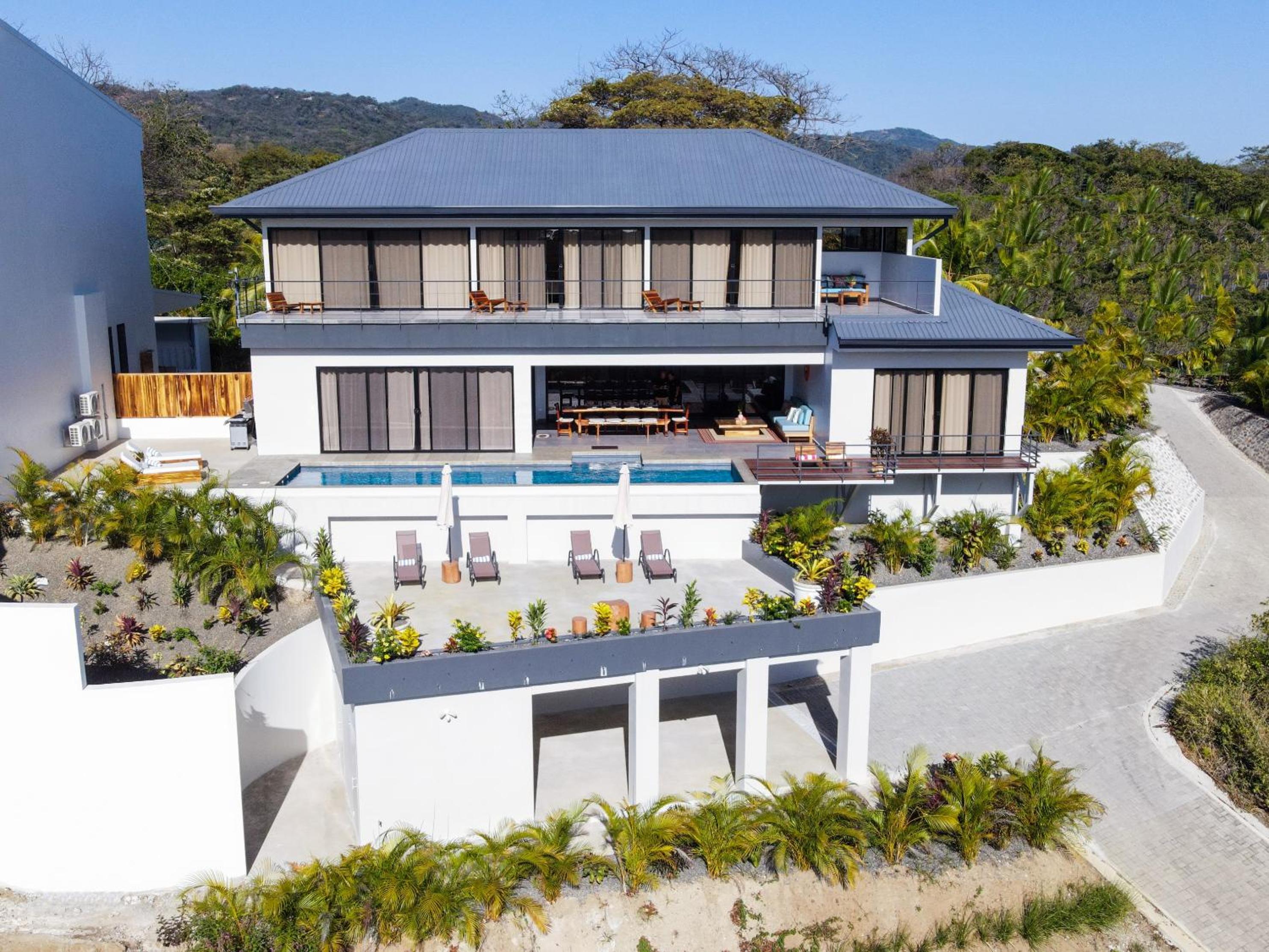 Casa Ojos Azules, Nosara. New Listing
