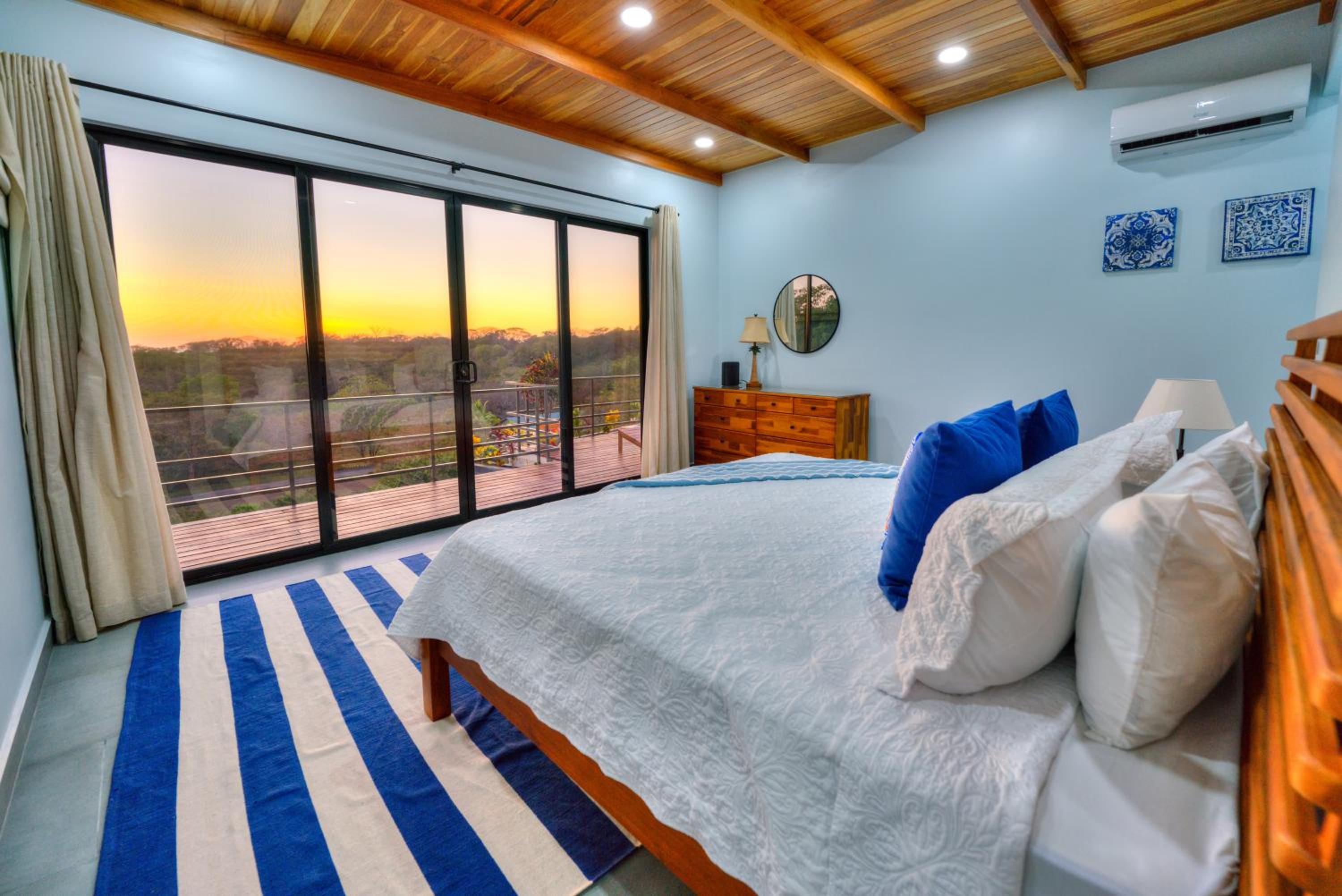 Casa Ojos Azules, Nosara. New Listing