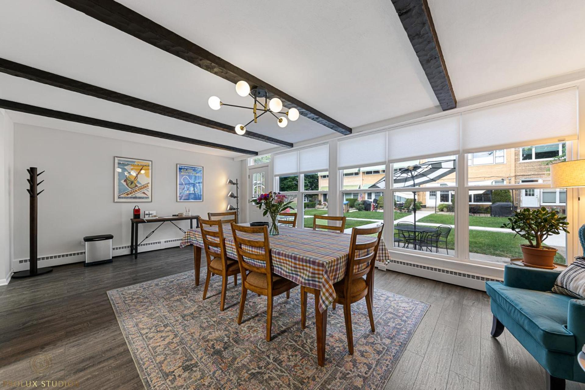 Northside FAMLYNEST Lincoln Sq 4BR 2BA 2P Rare find view 4