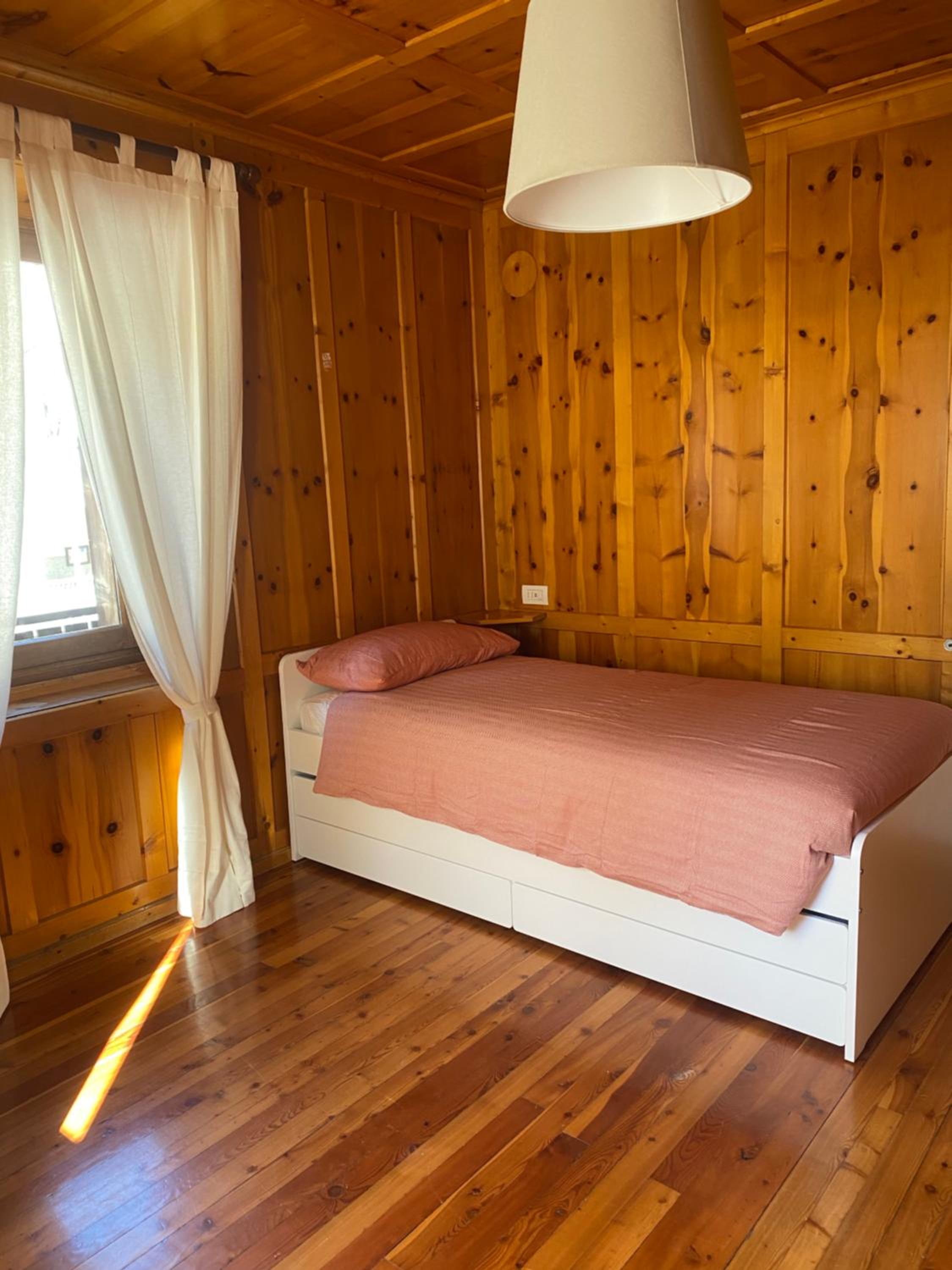 PILE HOUSE