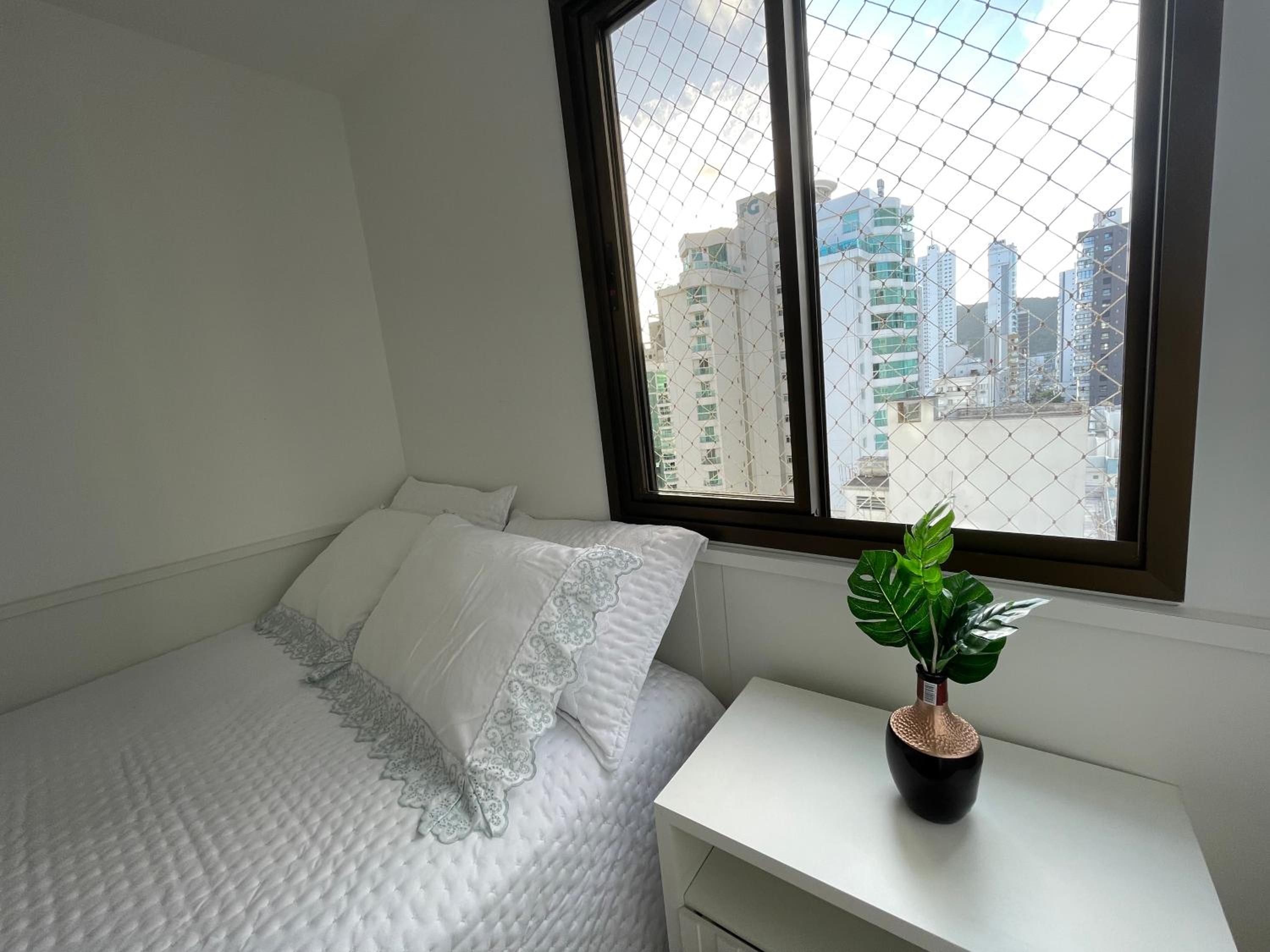 Apto Pé na Areia com Linda Vista da Roda Gigante