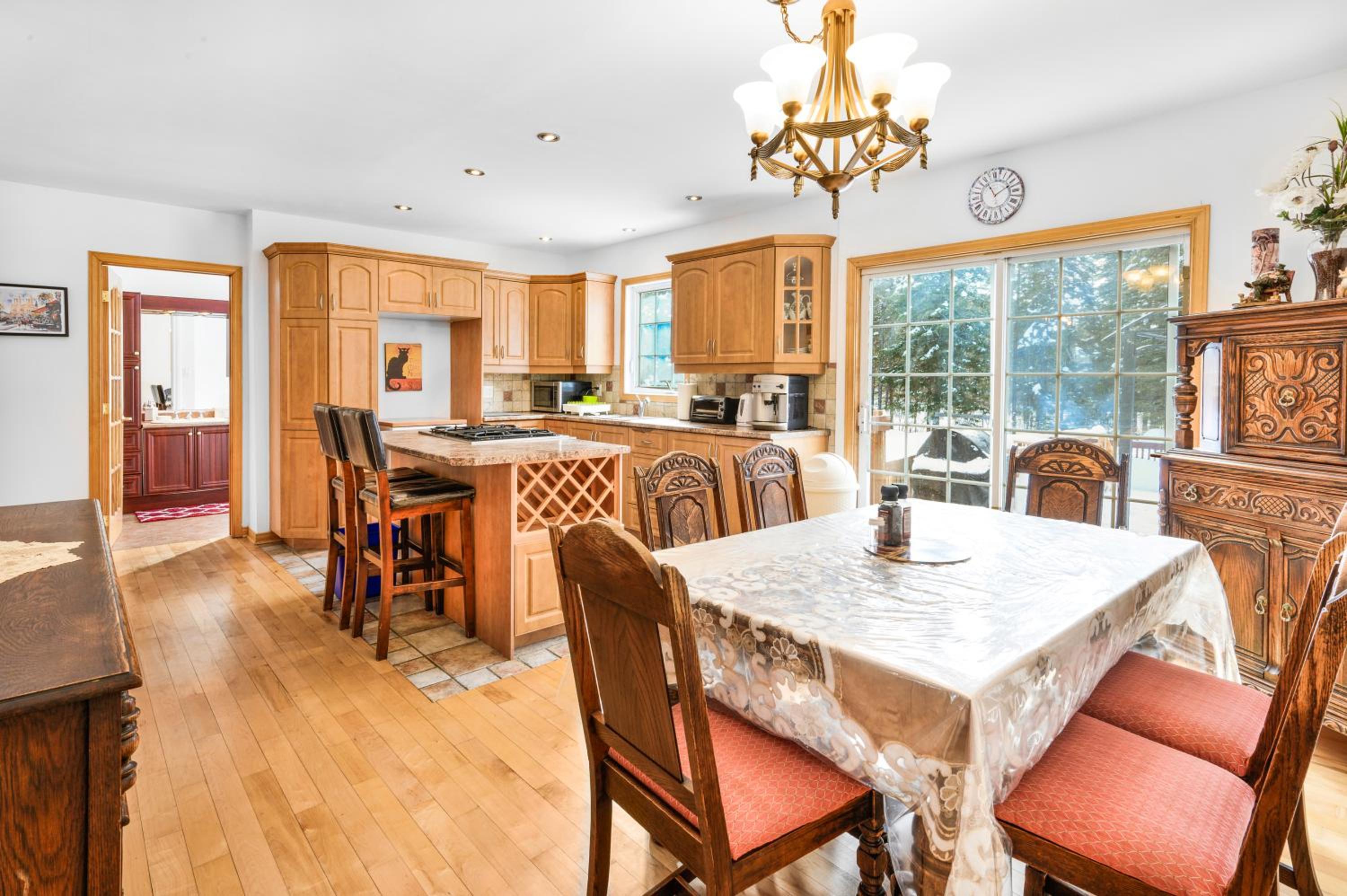 Quiet place in the heart of Laurentides view 5