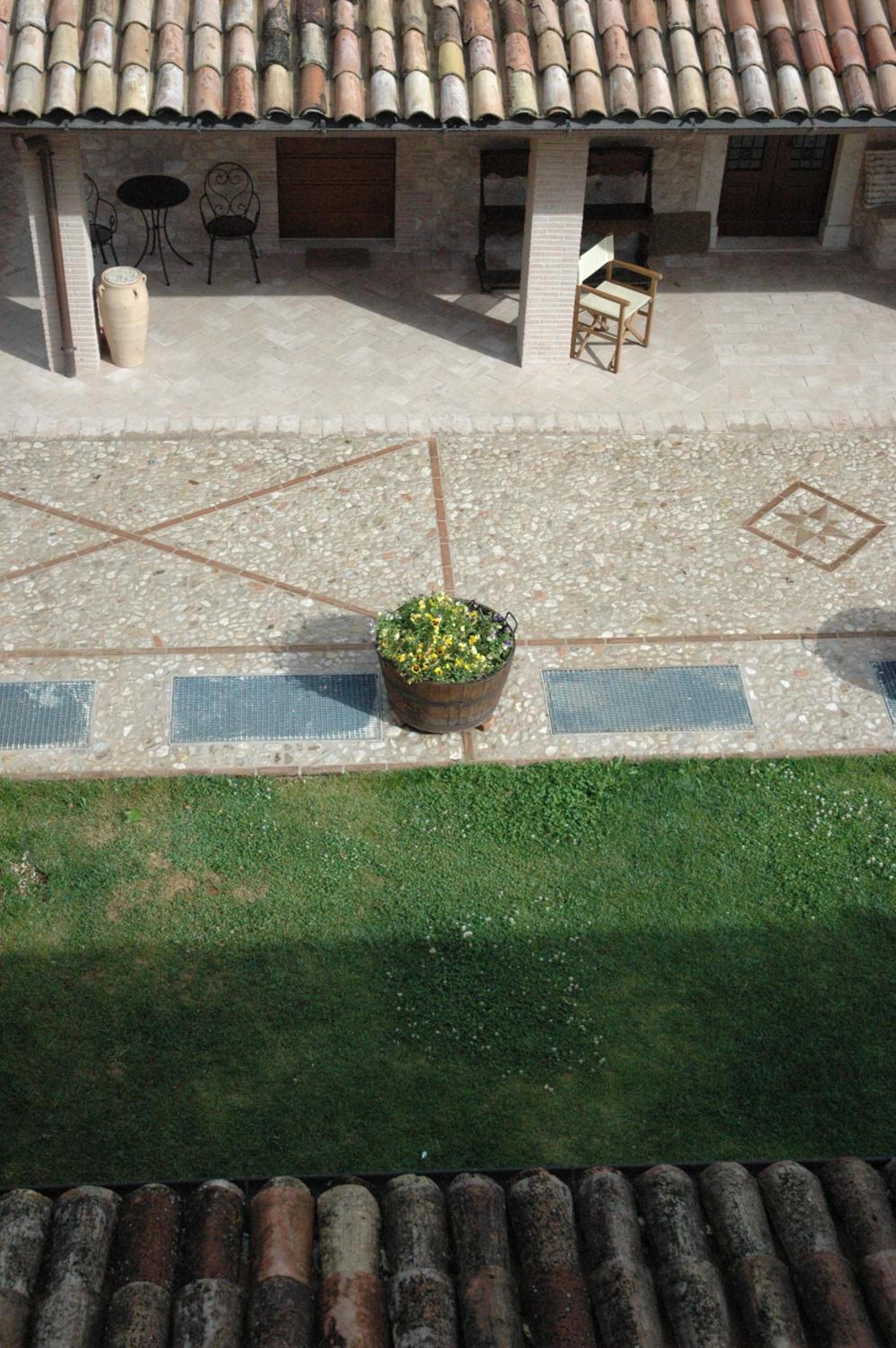 Photo 57