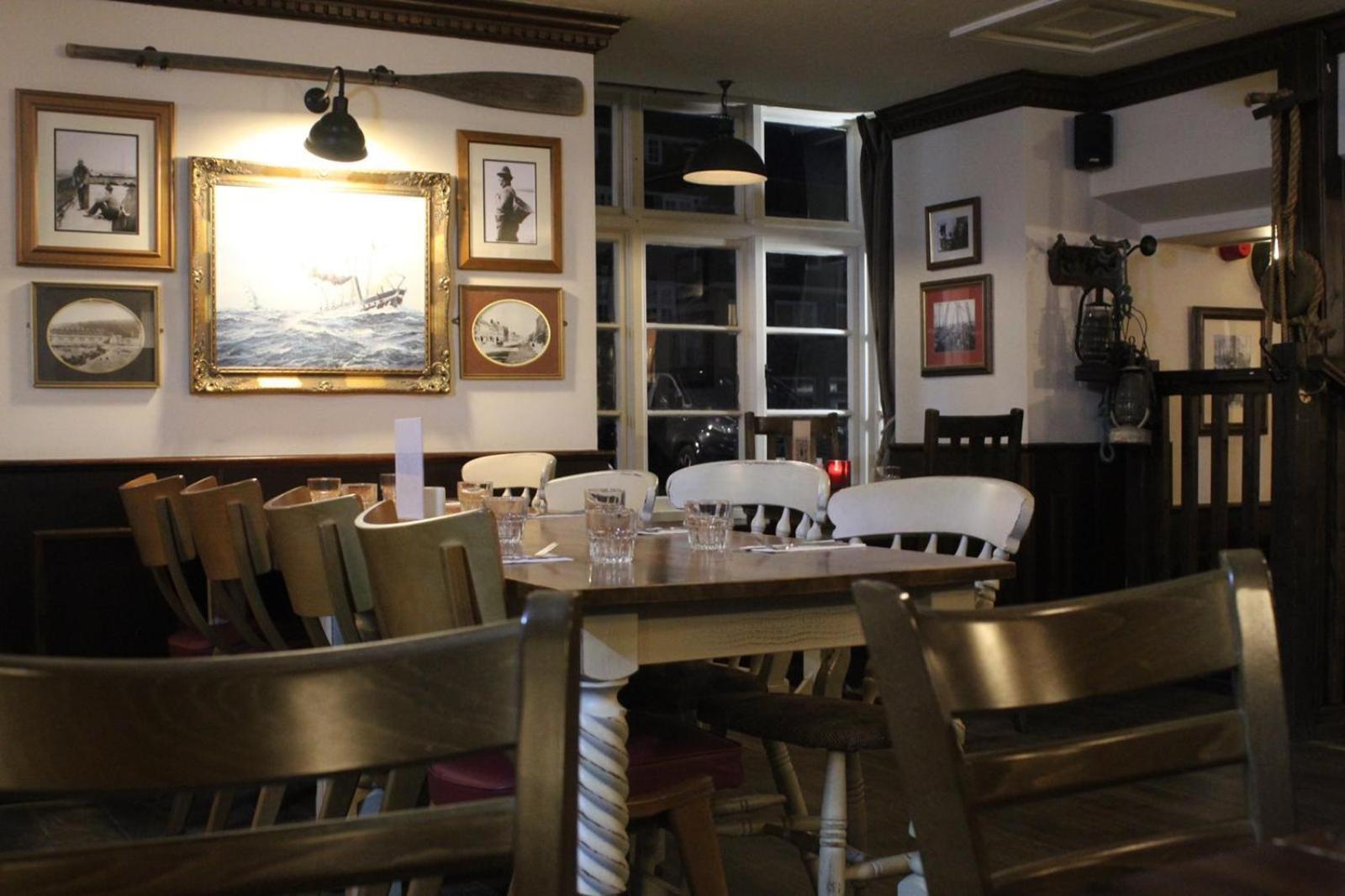 Bridport Arms Hotel