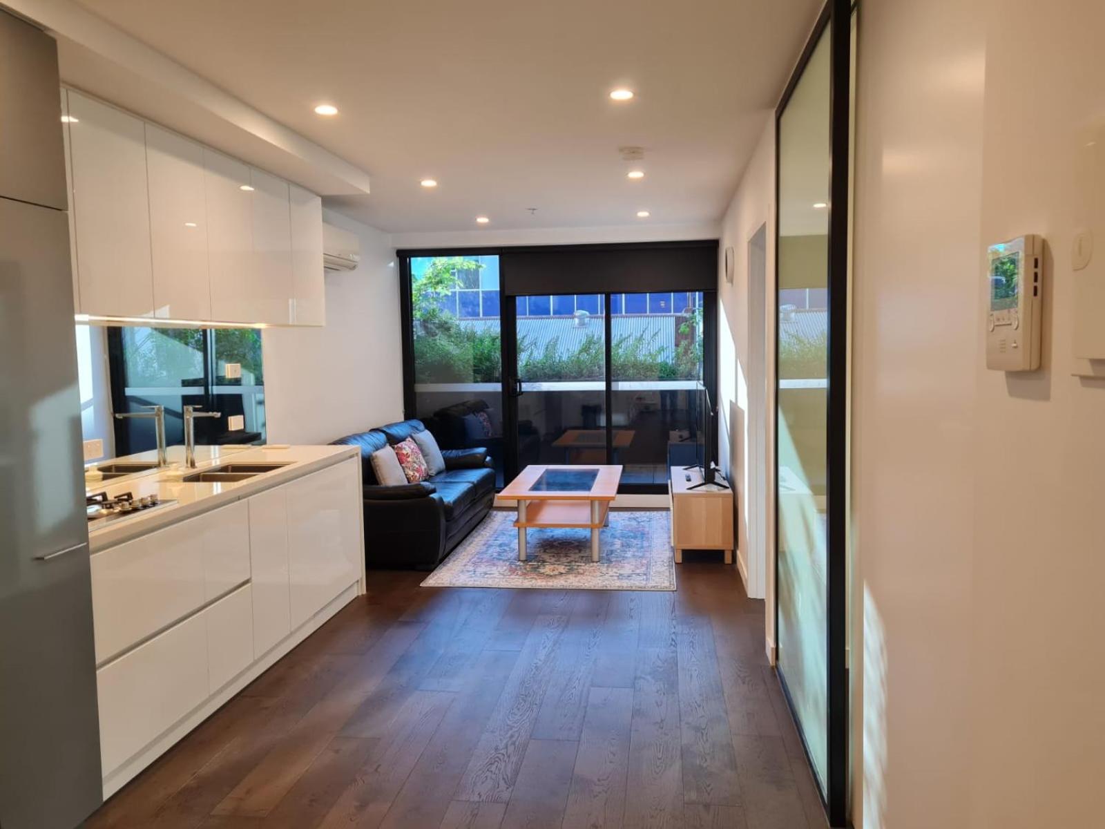 Two Bedroom Apartment in North Melbourne