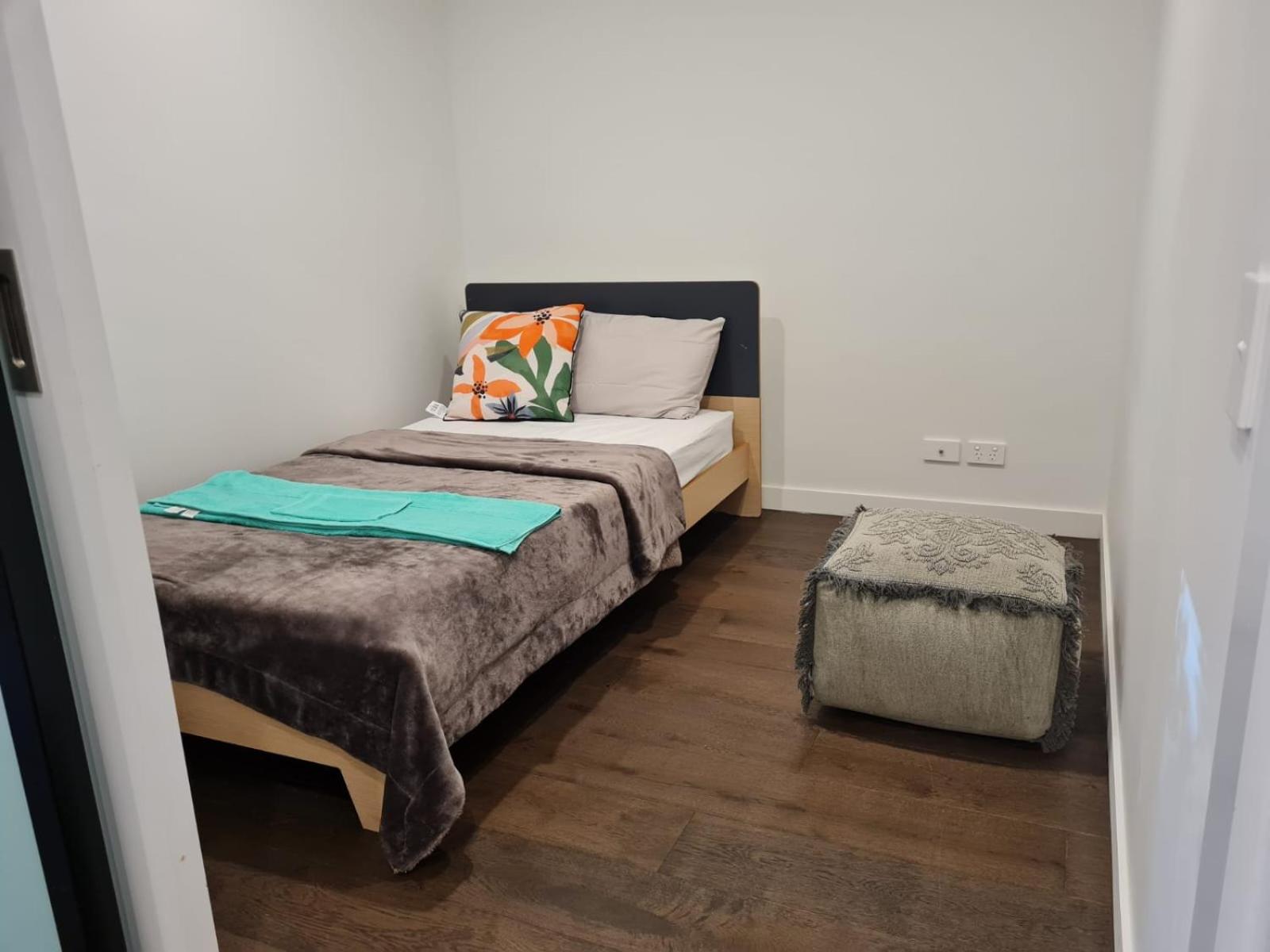 Two Bedroom Apartment in North Melbourne