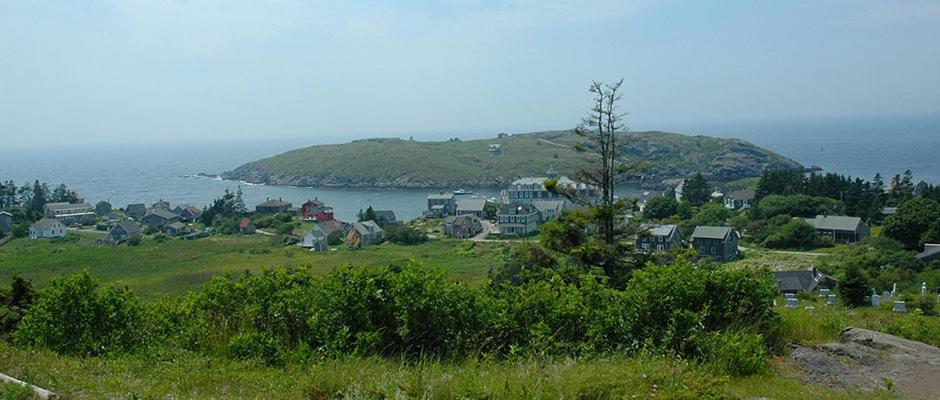 East Wind Inn on the Water 74