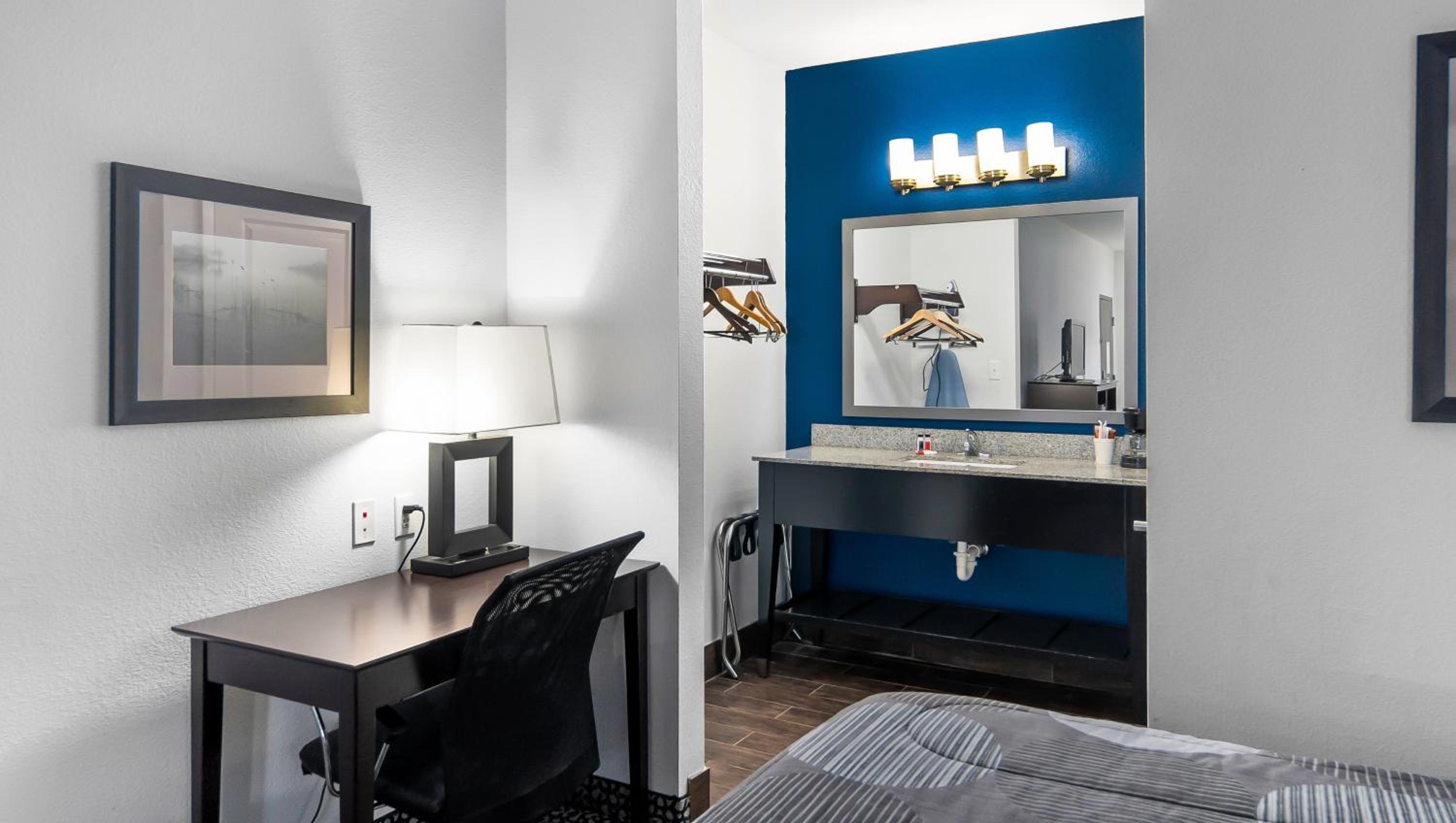 Belmont Inn and Suites Tatum - Property Image 1