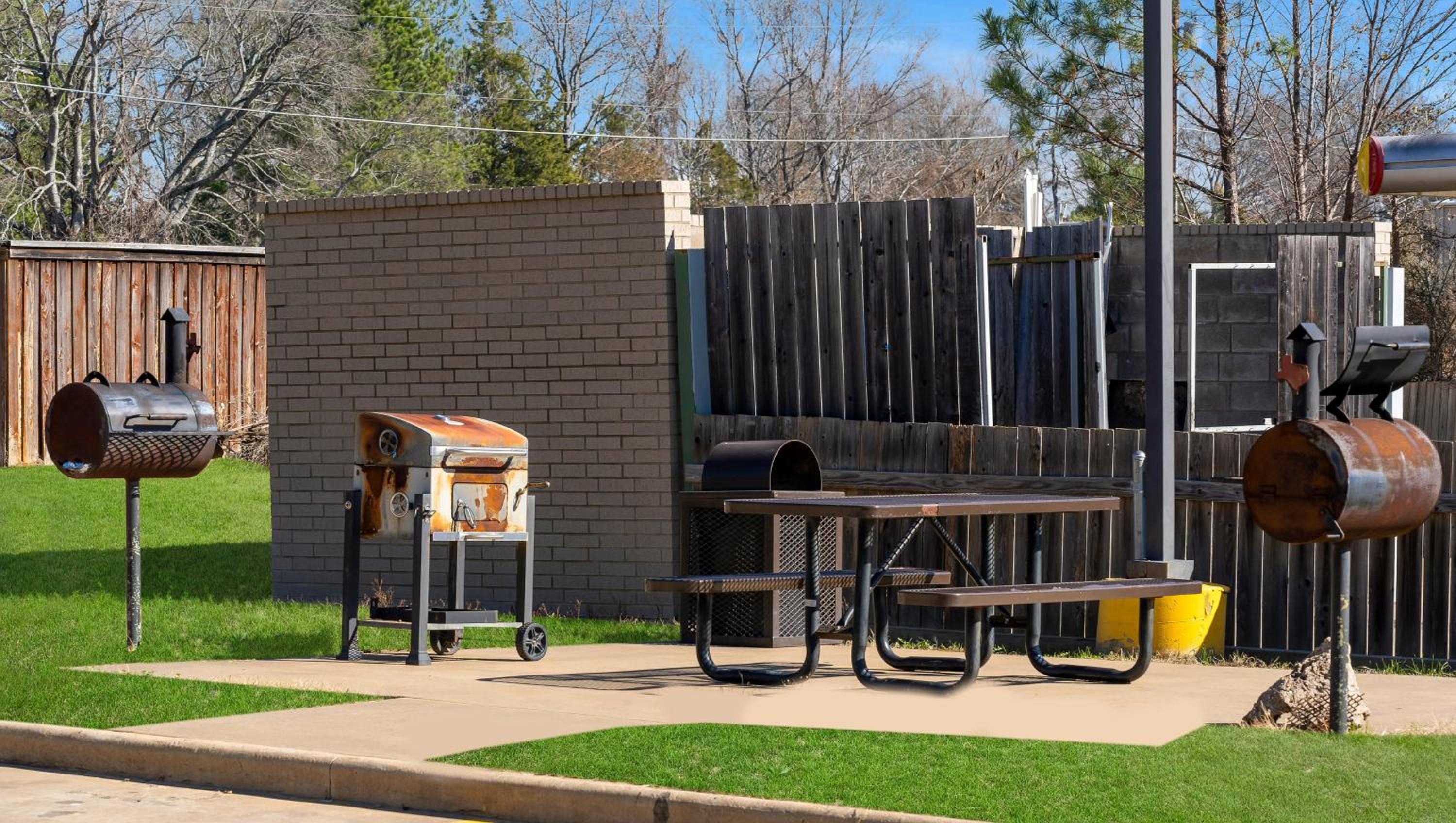 Belmont Inn and Suites Tatum - Property Image 31