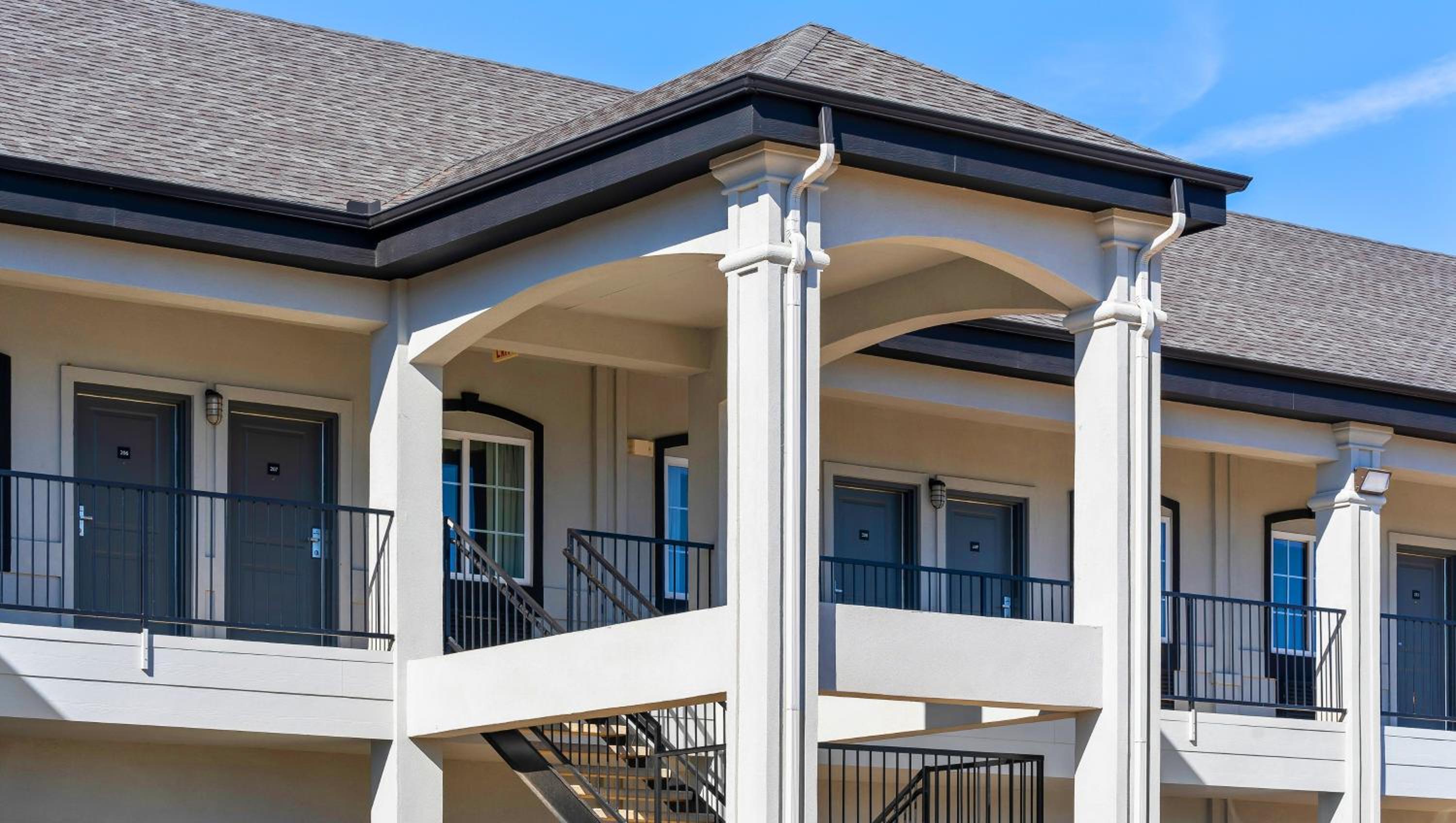 Belmont Inn and Suites Tatum - Property Image 40