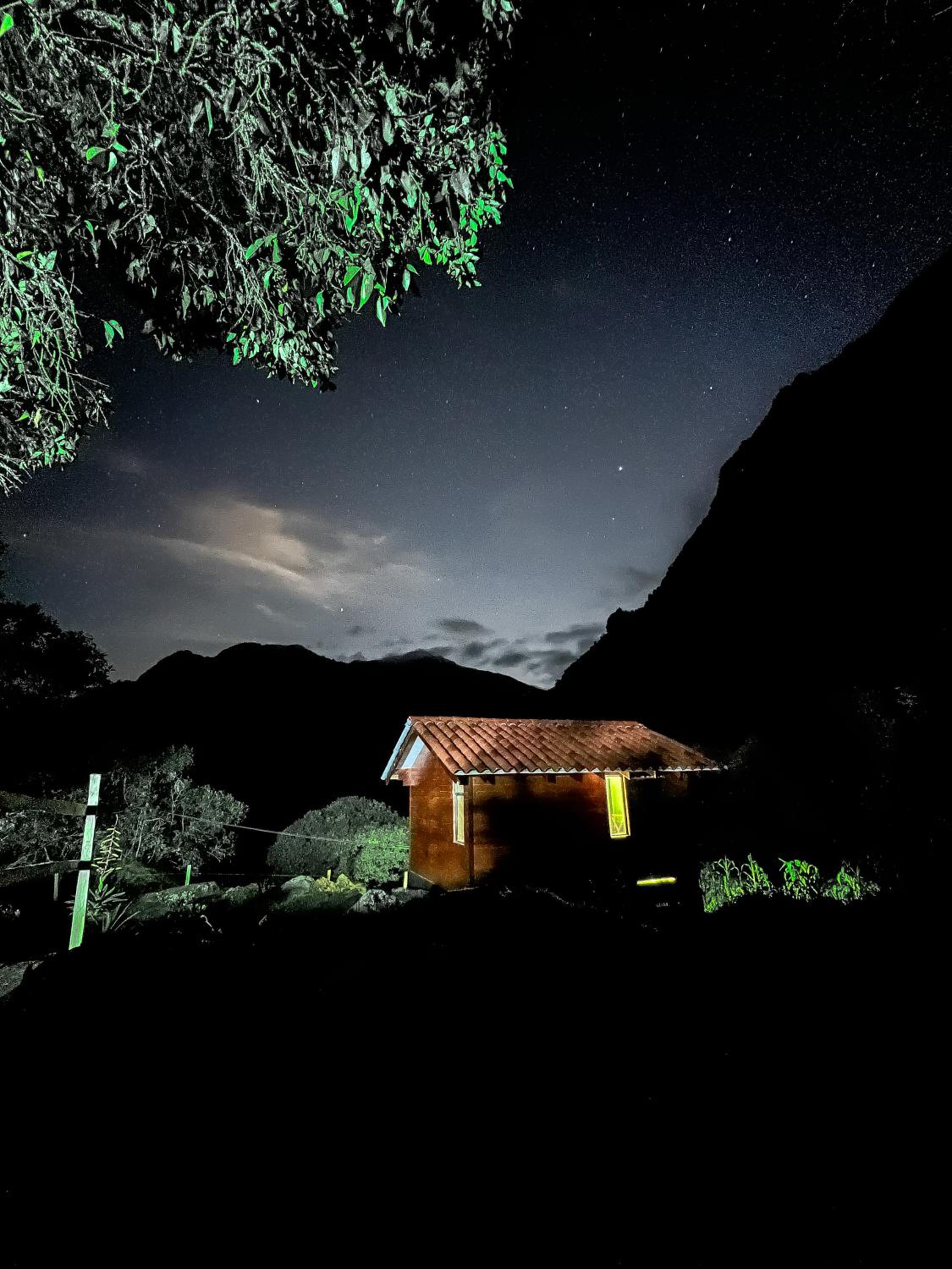 Rincón Entre Piedras-Cabaña Entre Montañas
