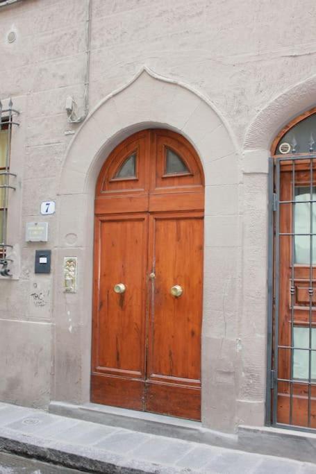 BORGO PINTI HOUSE