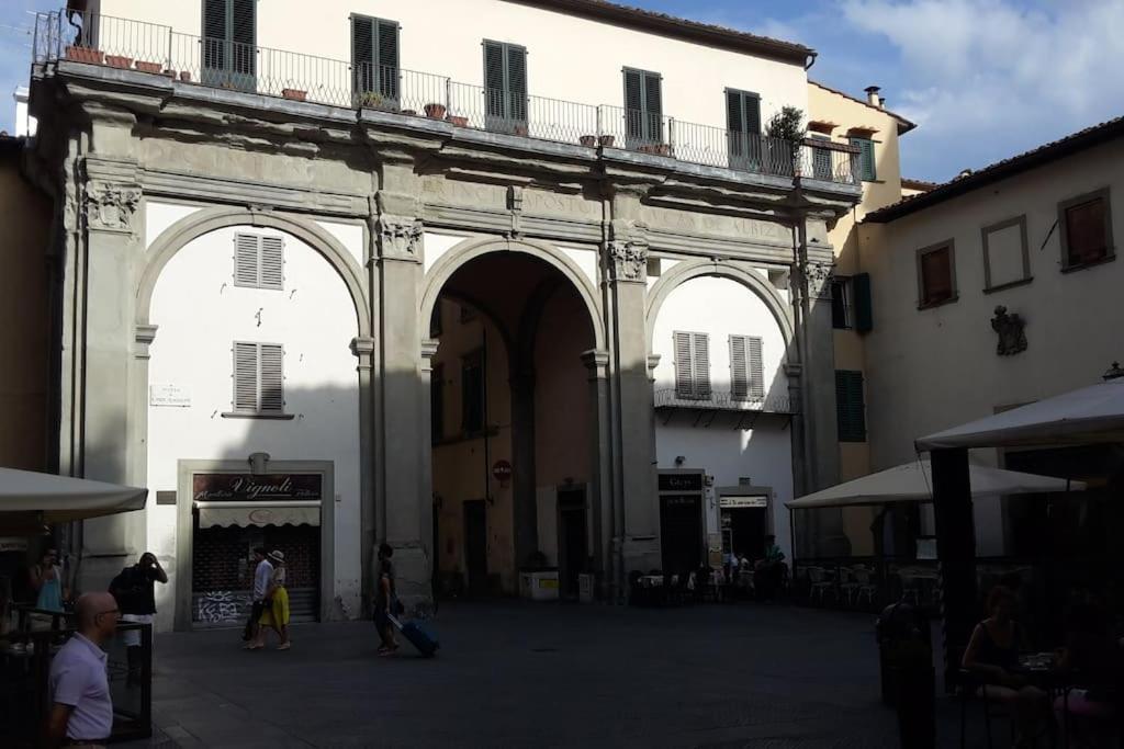 BORGO PINTI HOUSE