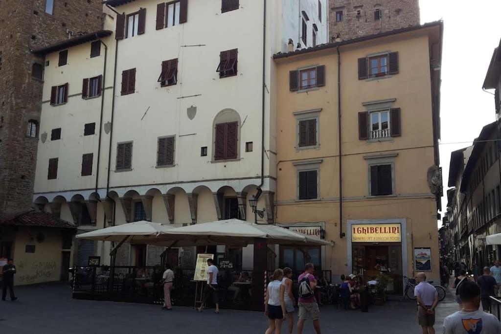 BORGO PINTI HOUSE