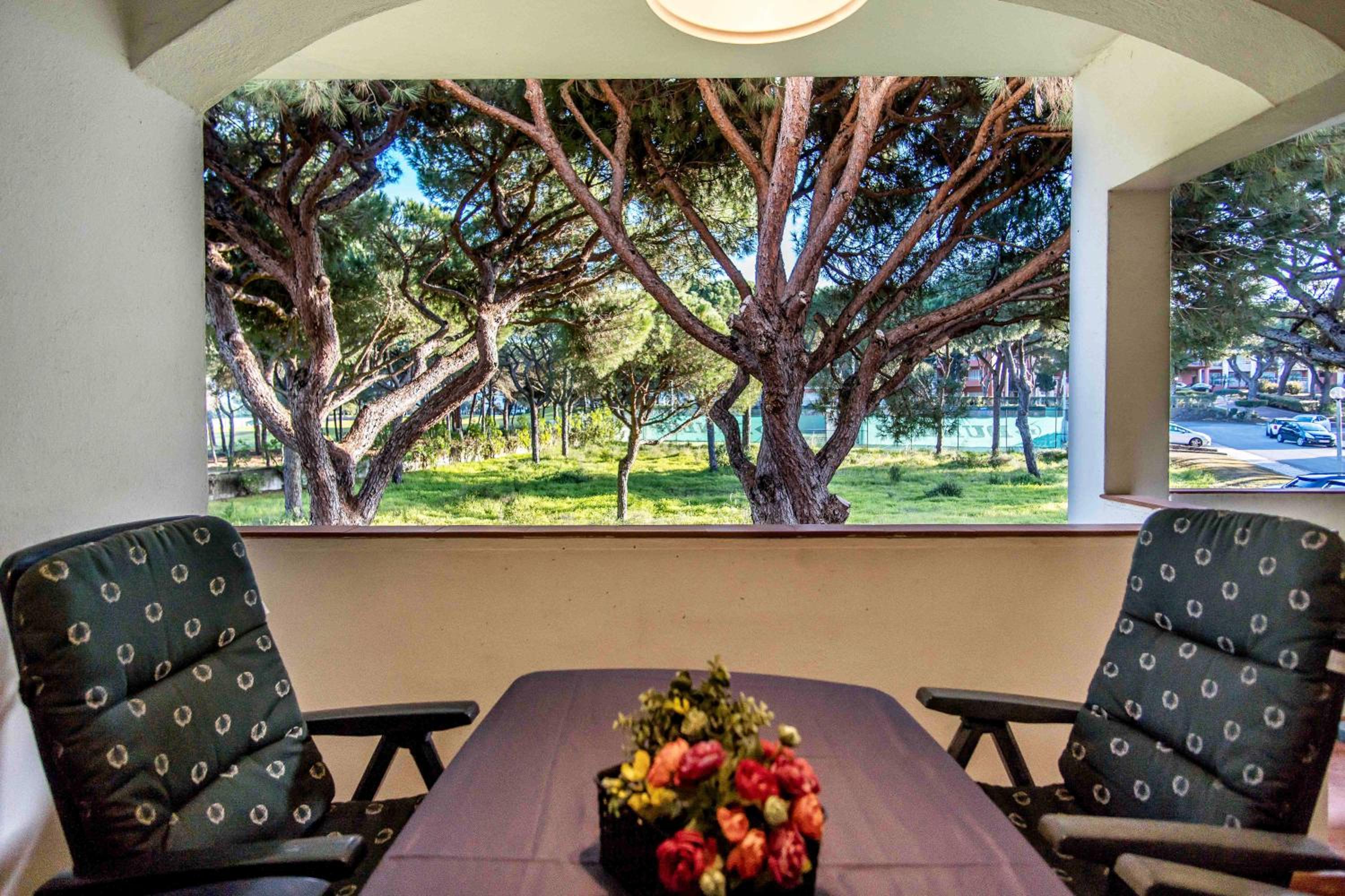 Casa Falesia T2 - Garden View - 5 min from the Beach - WiFi view 3