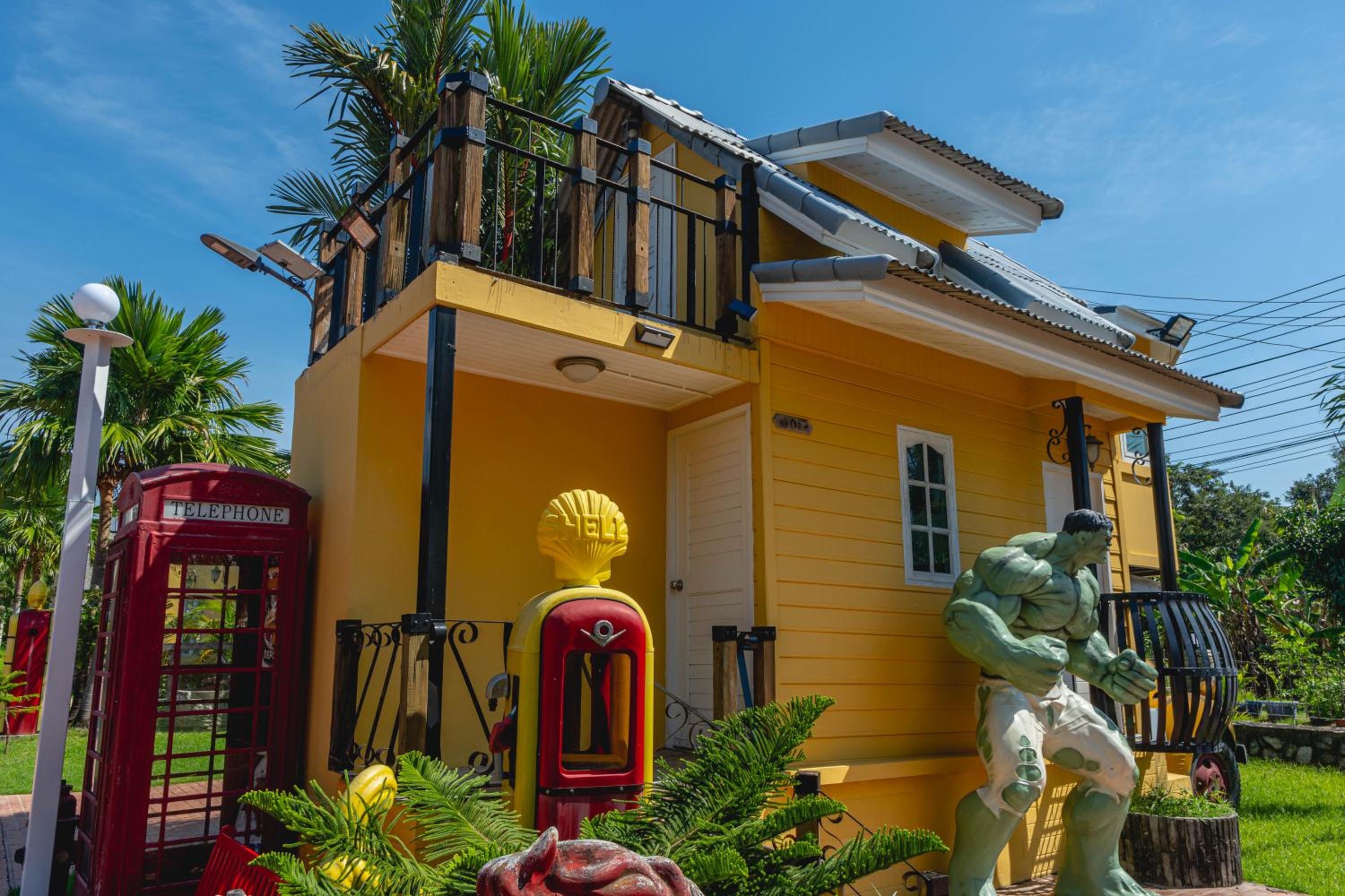 Apinya Resort Bangsarey