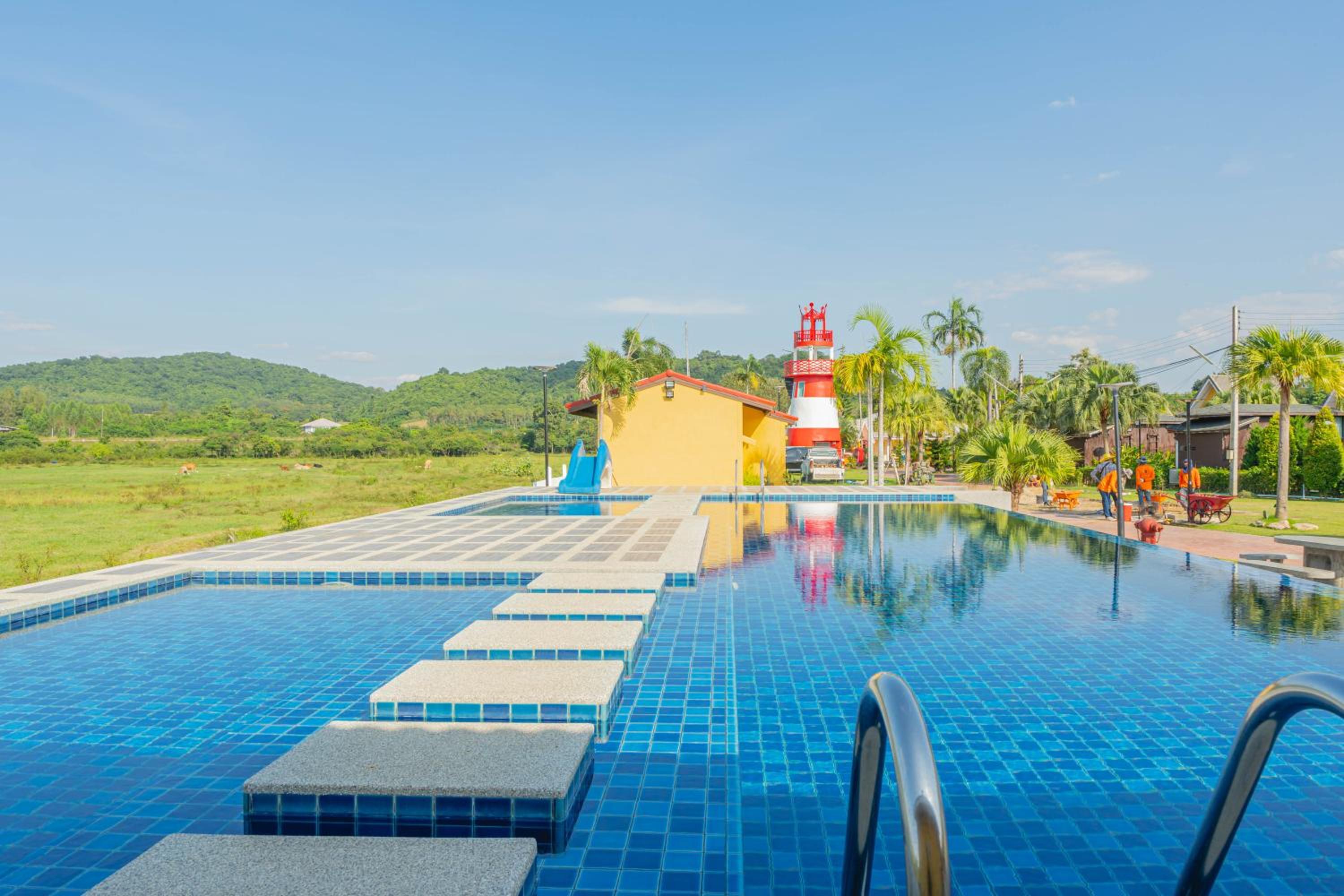 swimming pool