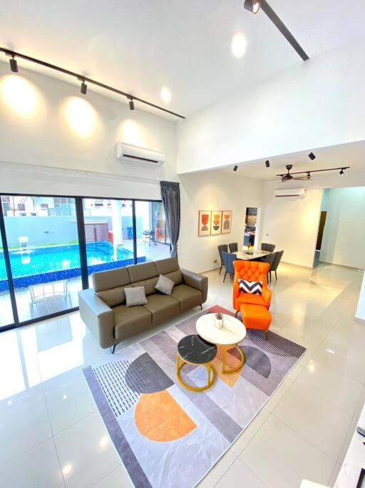 Kuala Selangor Modern Homestay with Pool 20pax photo 5