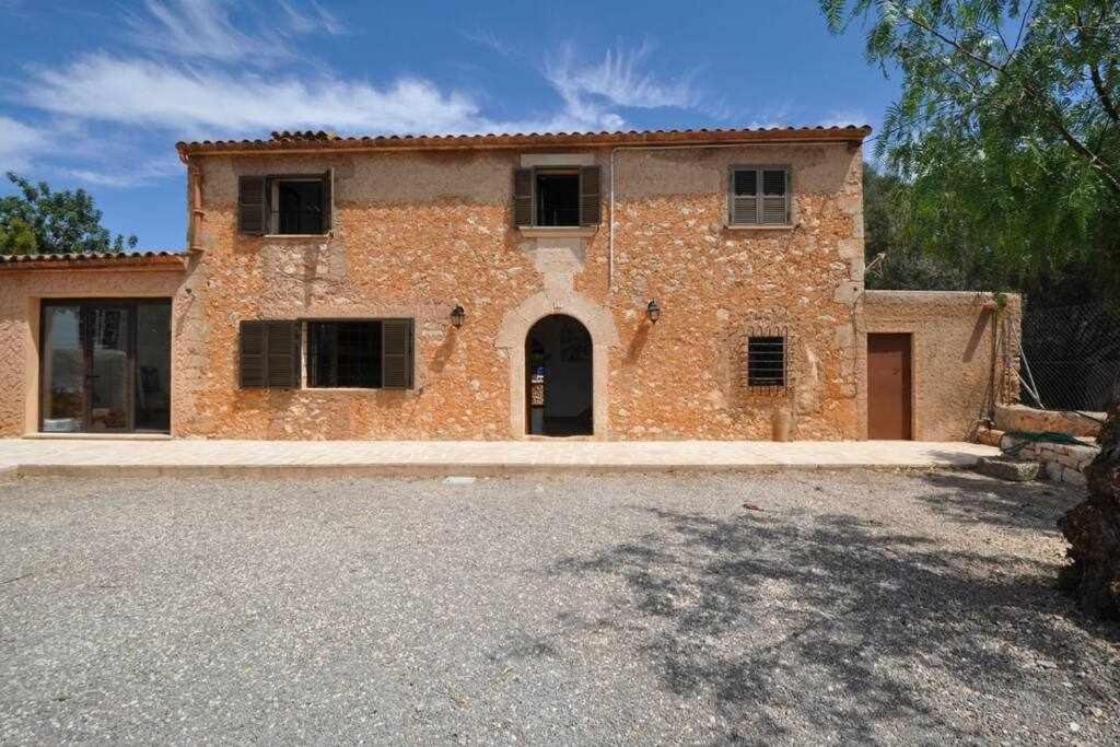 Can Pere Xine - piscina, BBQ, terraza y wifi view 4