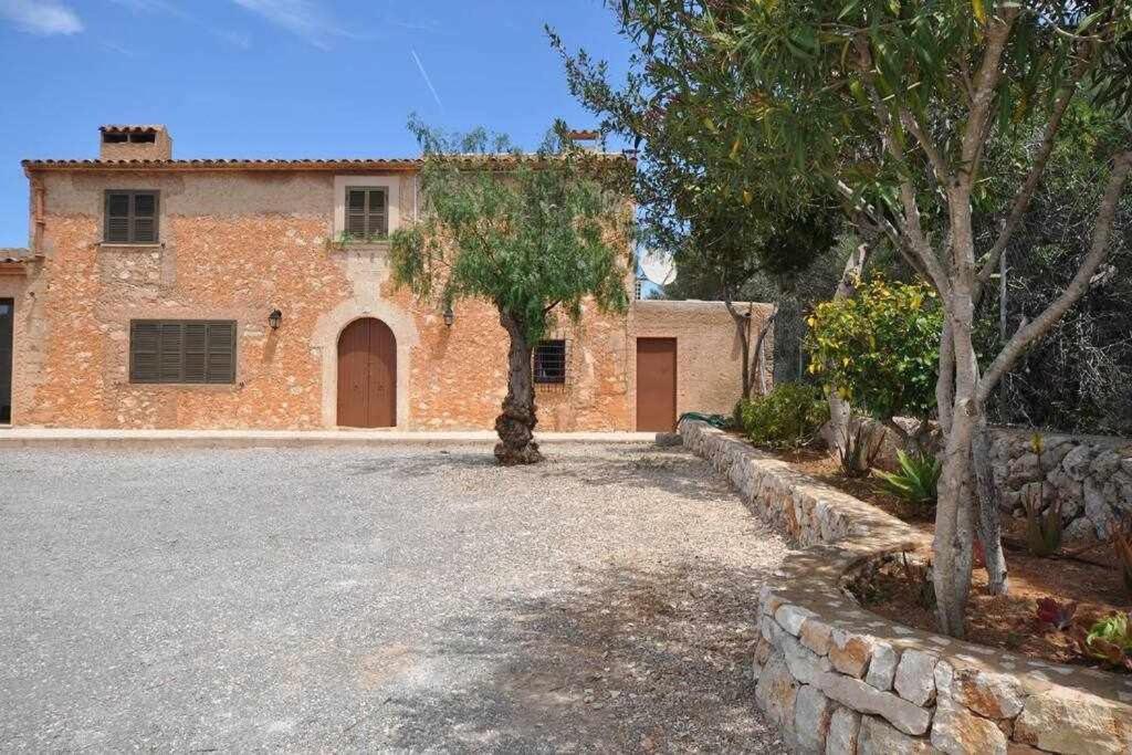 Can Pere Xine - piscina, BBQ, terraza y wifi view 5