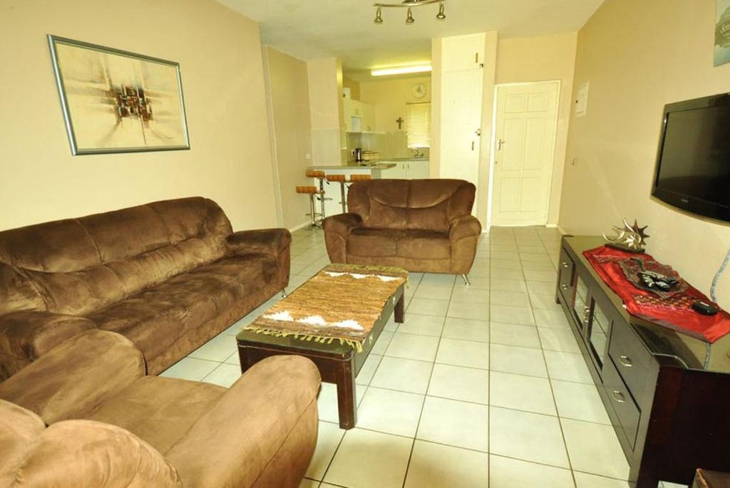 The Bridge Apartments, Unit 10 view 4