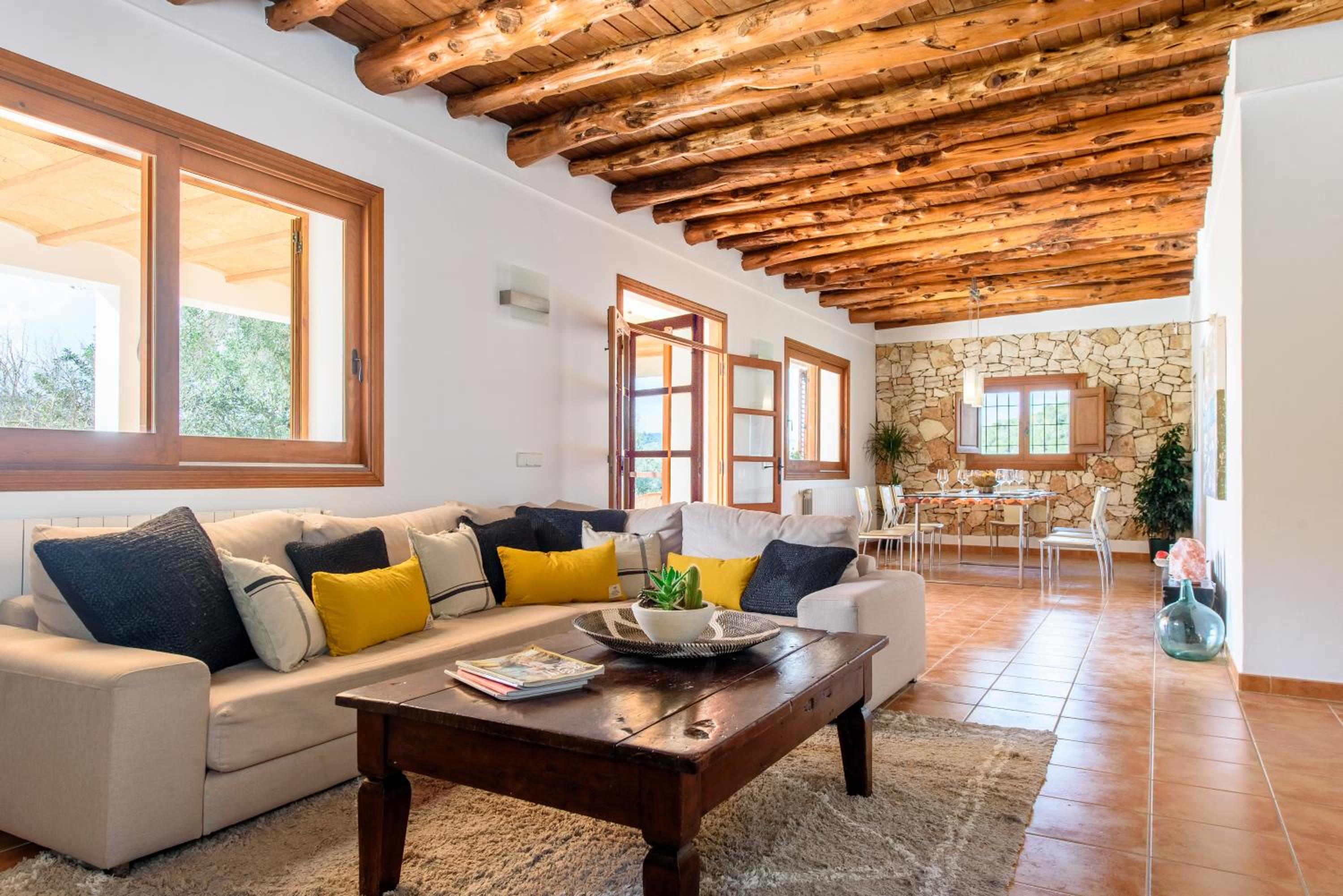 7 Bedroom Villa with Pool - 5mins walk to Cala Llonga Beach - Can Ramon view 2