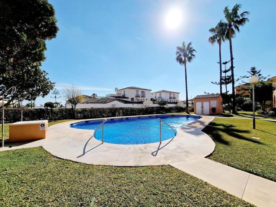 Semi-detached house in Butiplaya