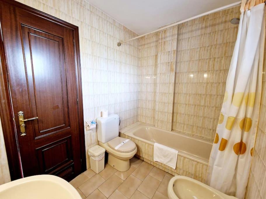 Semi-detached house in Butiplaya